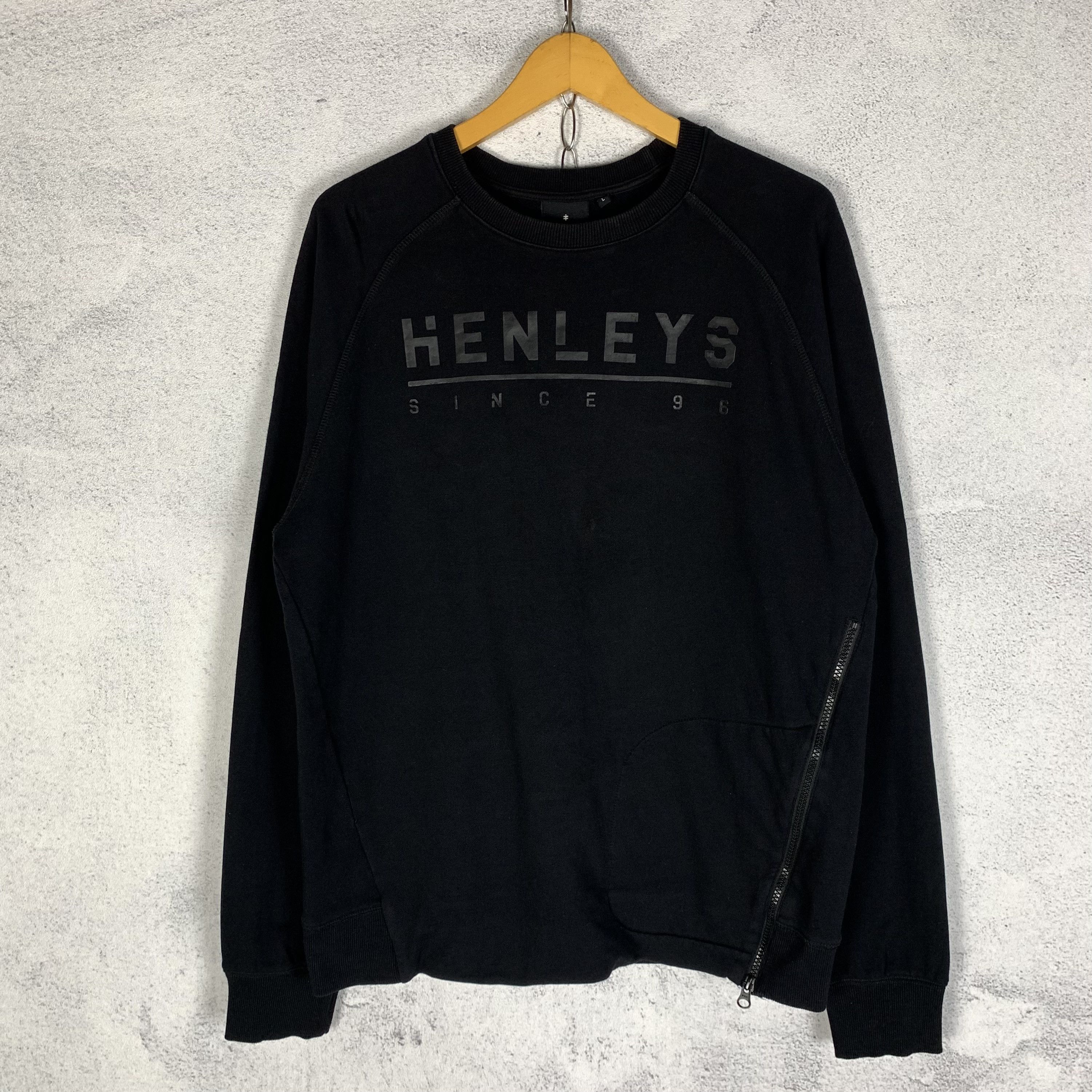 Vintage Henleys Sweatshirt Crewneck Size US L / EU 52-54 / 3 - 1 Thumbnail