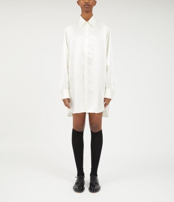 Maison Margiela o1bcso1str0526 Long Silk Shirt in White Size S / US 4 / IT 40 - 1 Thumbnail