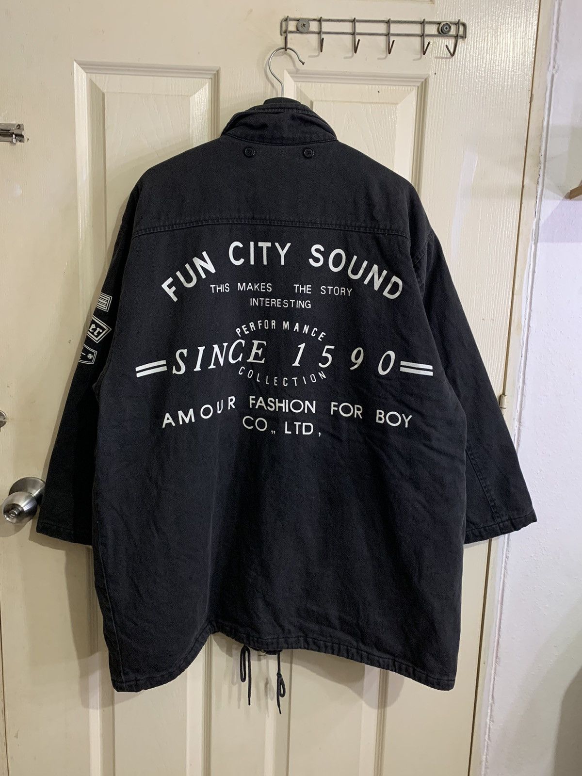 Japanese Brand Vintage Am AmourJapan Fun City Sound Cyberpunk Black Denim Size US L / EU 52-54 / 3 - 1 Thumbnail