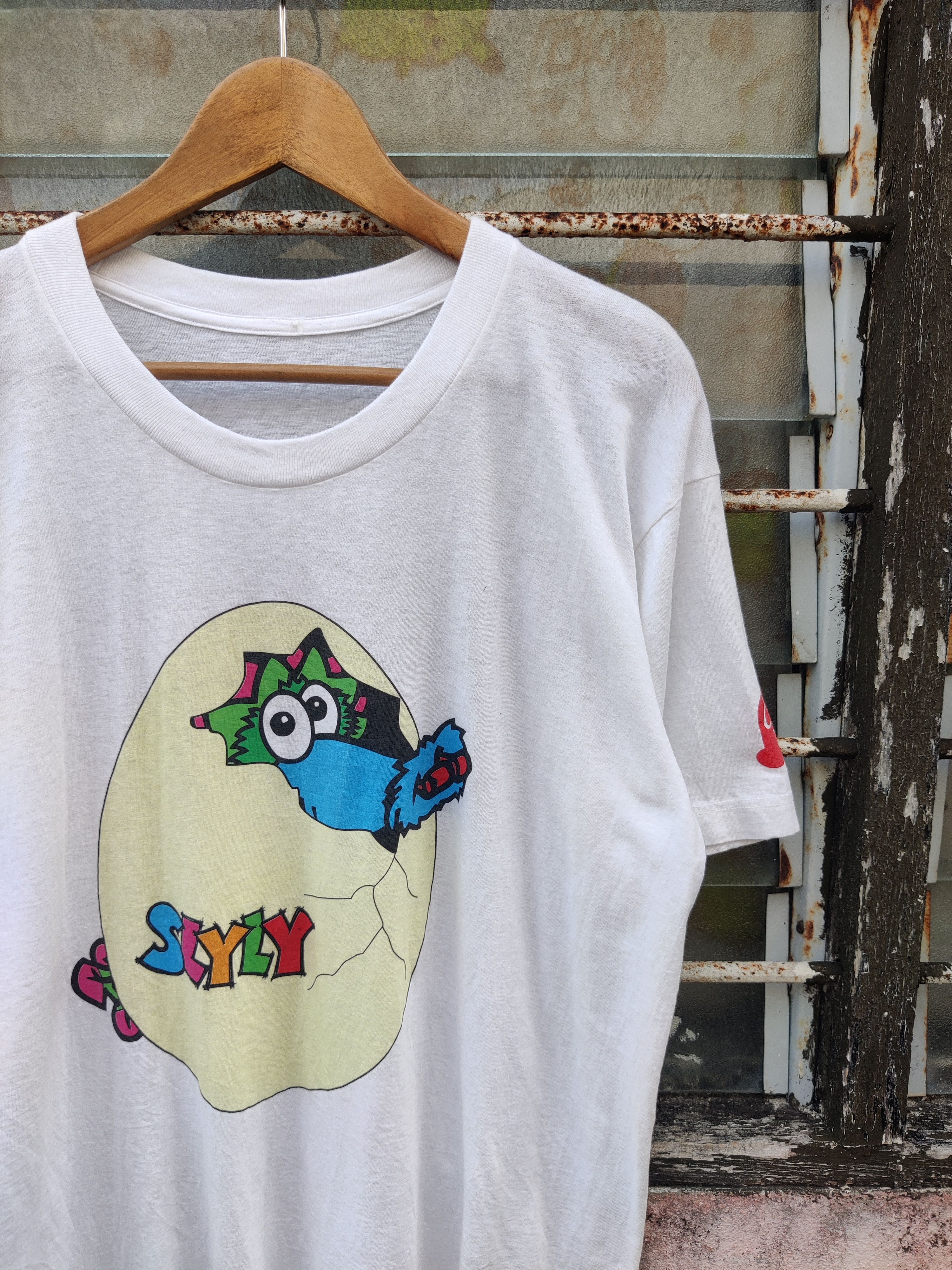 Japanese Brand Vintage Slyly Hiroshima Toyo Cup Cartoon Shirt Size US M / EU 48-50 / 2 - 2 Thumbnail