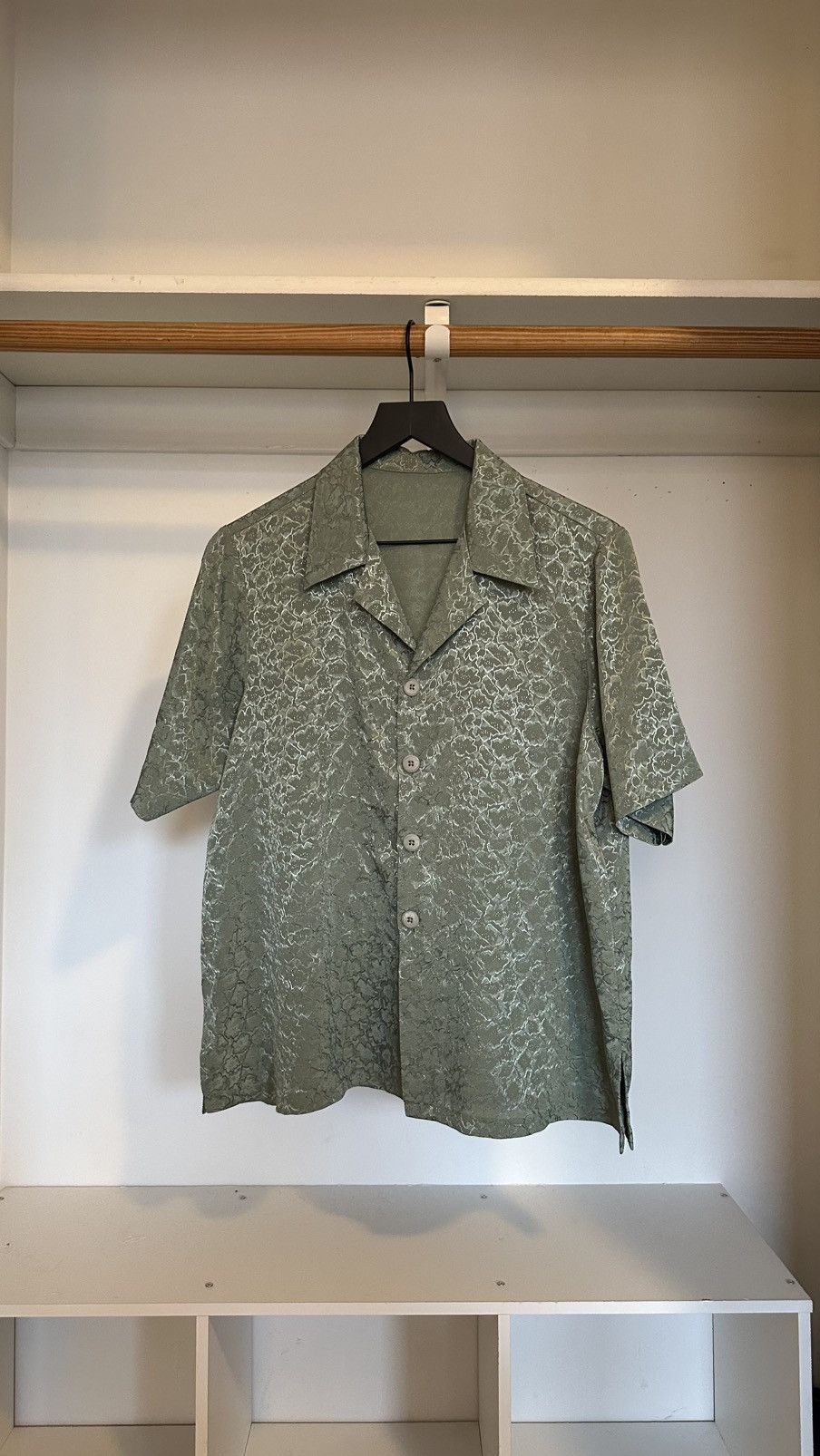 Vintage Light Green Shiny Vintage Shirt Size US S / EU 44-46 / 1 - 1 Thumbnail