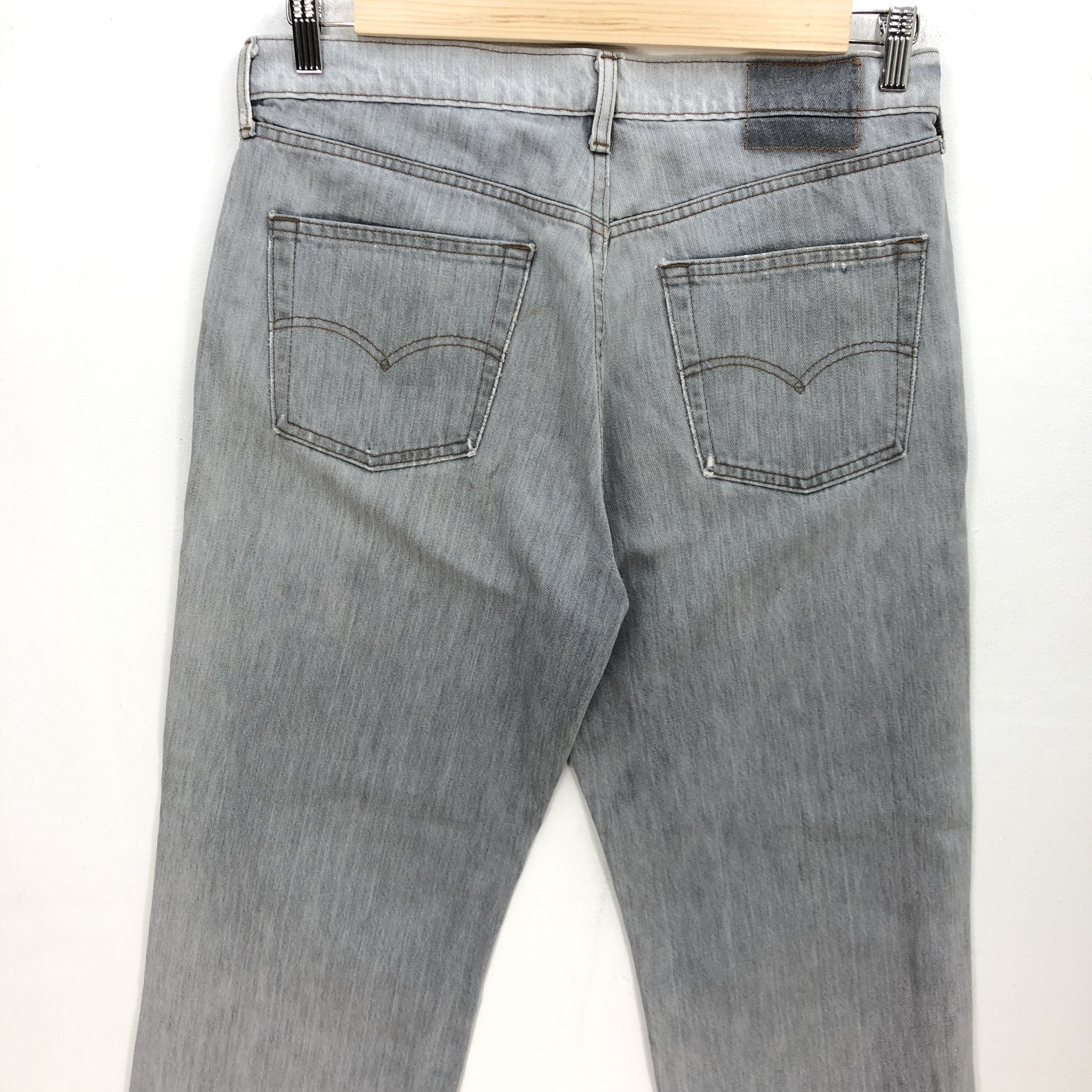 Levi's Vintage Levi's Faded Black Jeans Ash Gray Levis Denim Size US 34 / EU 50 - 4 Thumbnail