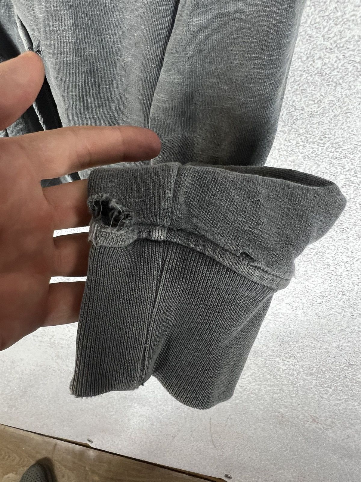 Allsaints Vintage Allsaints Distressed Zip Hoodie Faded Size US S / EU 44-46 / 1 - 8 Thumbnail