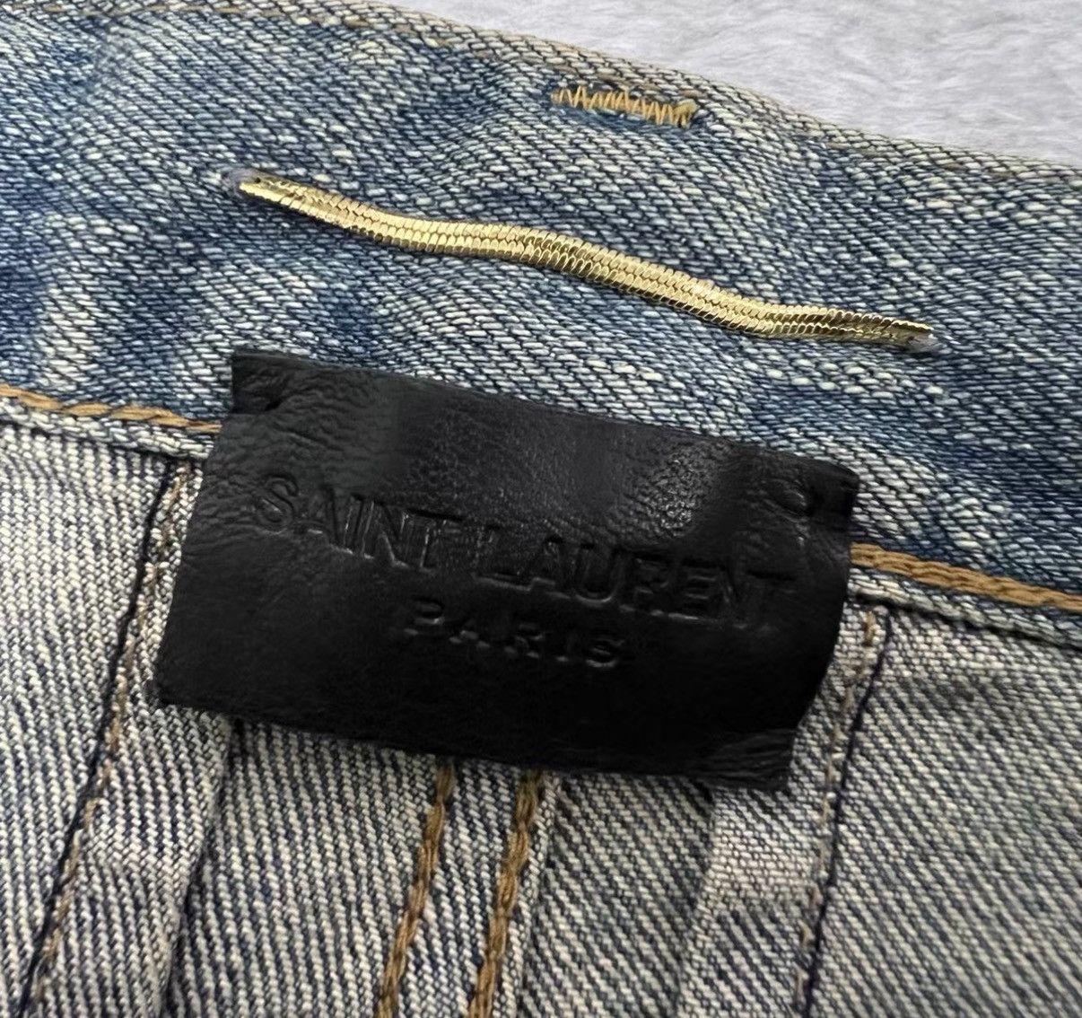 Saint Laurent Paris Saint Laurent SLP Washed Vintage Distressed Jeans J41 Size 27" / US 4 / IT 40 - 3 Thumbnail