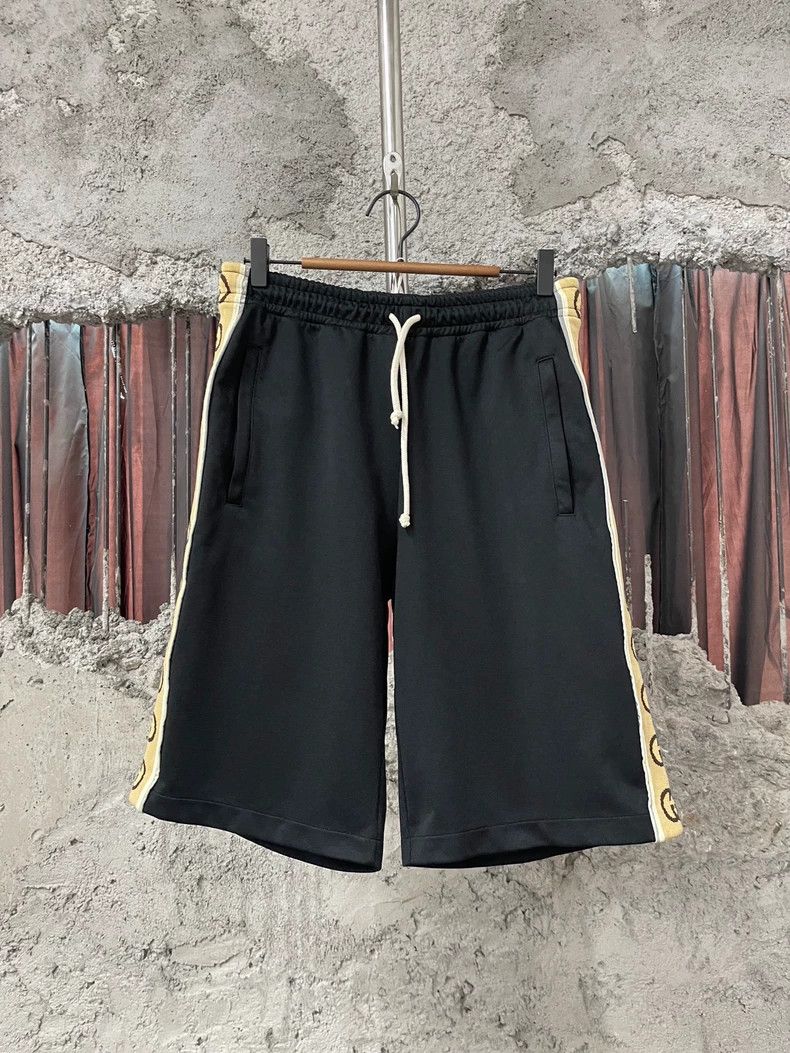 Gucci Gucci 3M Black Shorts-dmc Size US 26 / EU 42 - 1 Thumbnail