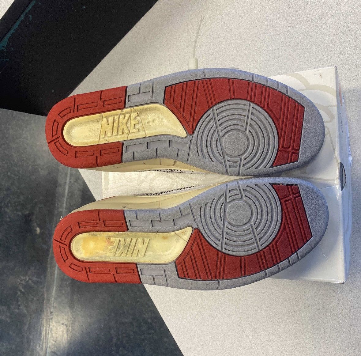 Nike Jordan 2 Low Off-White Varsity Red Size US 8 / EU 41 - 5 Thumbnail
