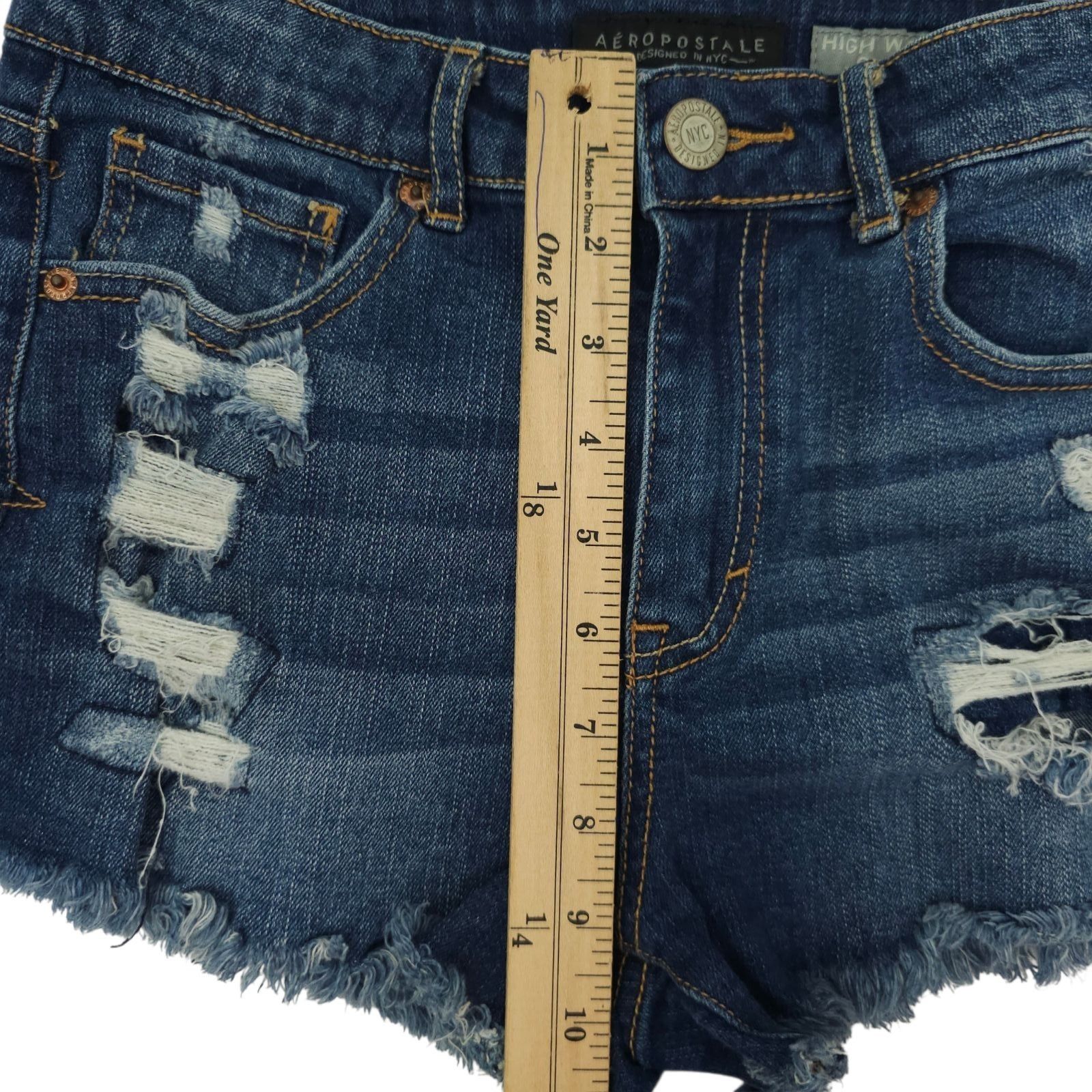 Aeropostale Aeropostale High Waisted Denim Shorts 4 Shorty Distressed Size 27" / US 4 / IT 40 - 4 Thumbnail