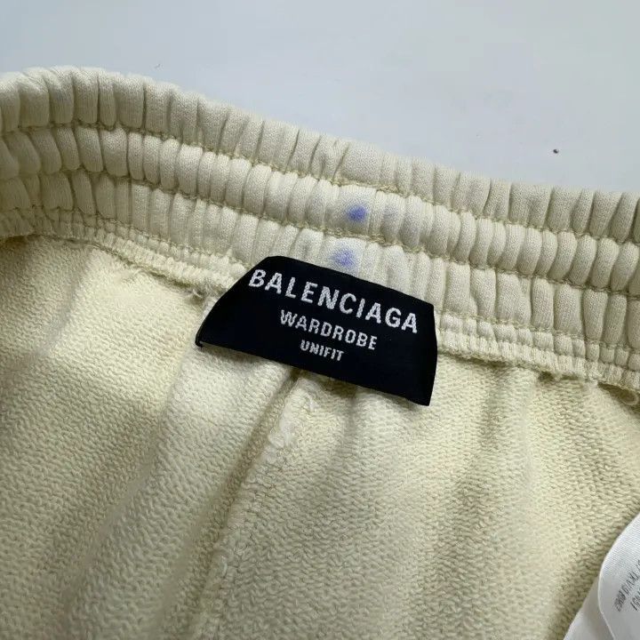 Balenciaga Balenciaga Logo Print Casual Shorts for Men 0079-2507 Size US 26 / EU 42 - 4 Thumbnail