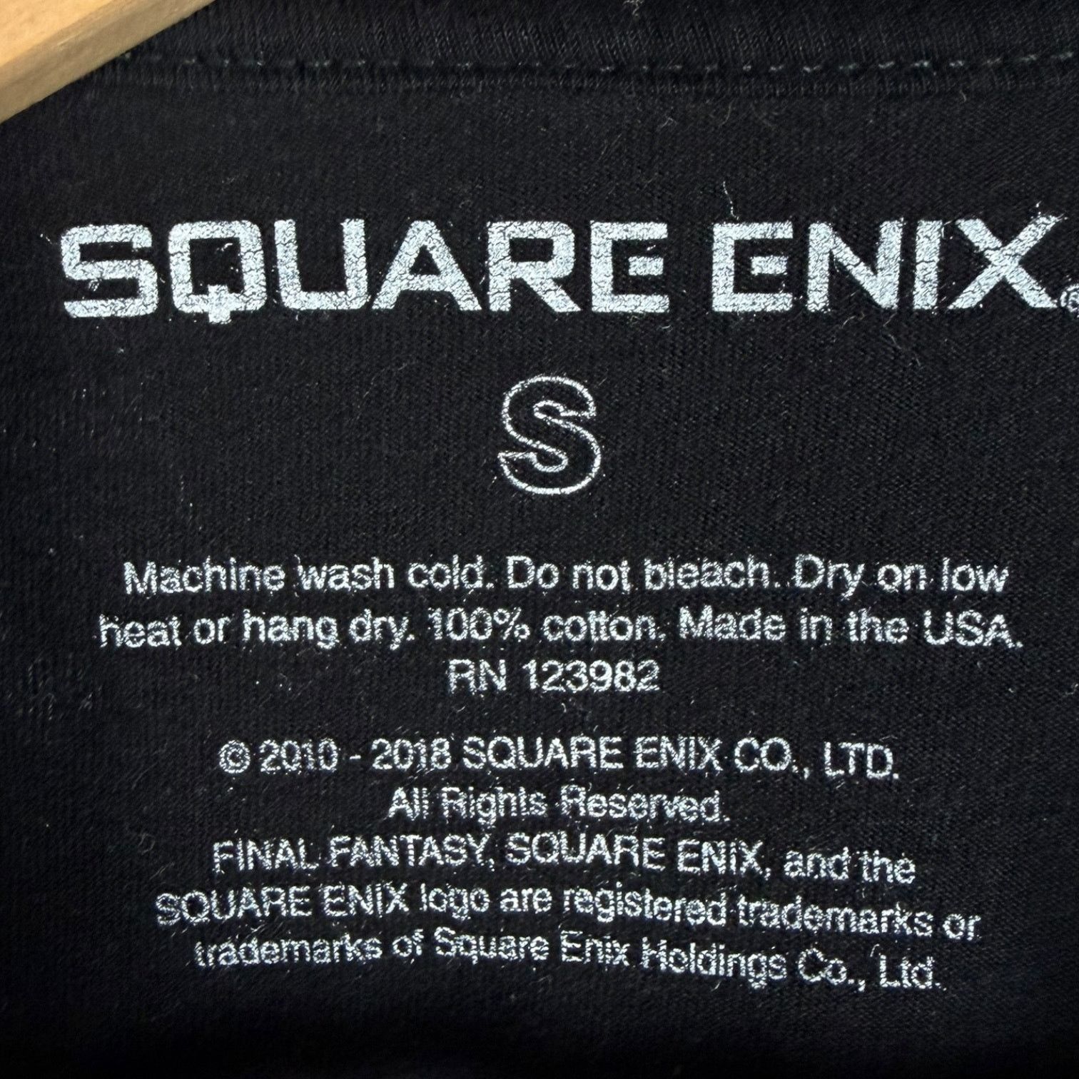 Gildan Square Enix Final Fantasy Orchestra Concert 2018 T-Shirt -S Size US S / EU 44-46 / 1 - 6 Thumbnail