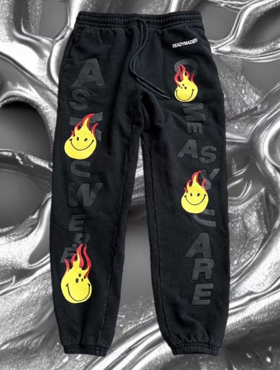 READYMADE READYMADE®⚡️Size M Come as you are Flaming smiley sweat pants Size US 32 / EU 48 - 1 Thumbnail