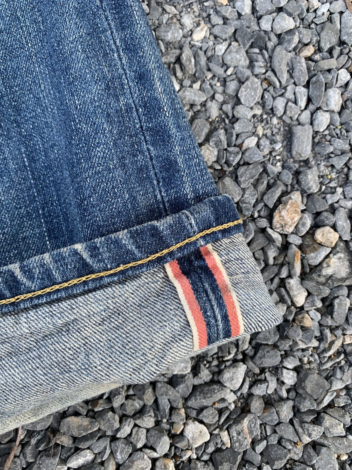 Edwin VINTAGE EDWIN SELVEDGE BUCKLE BACK RUSTY DISTRESSED DENIM Size US 33 - 10 Thumbnail
