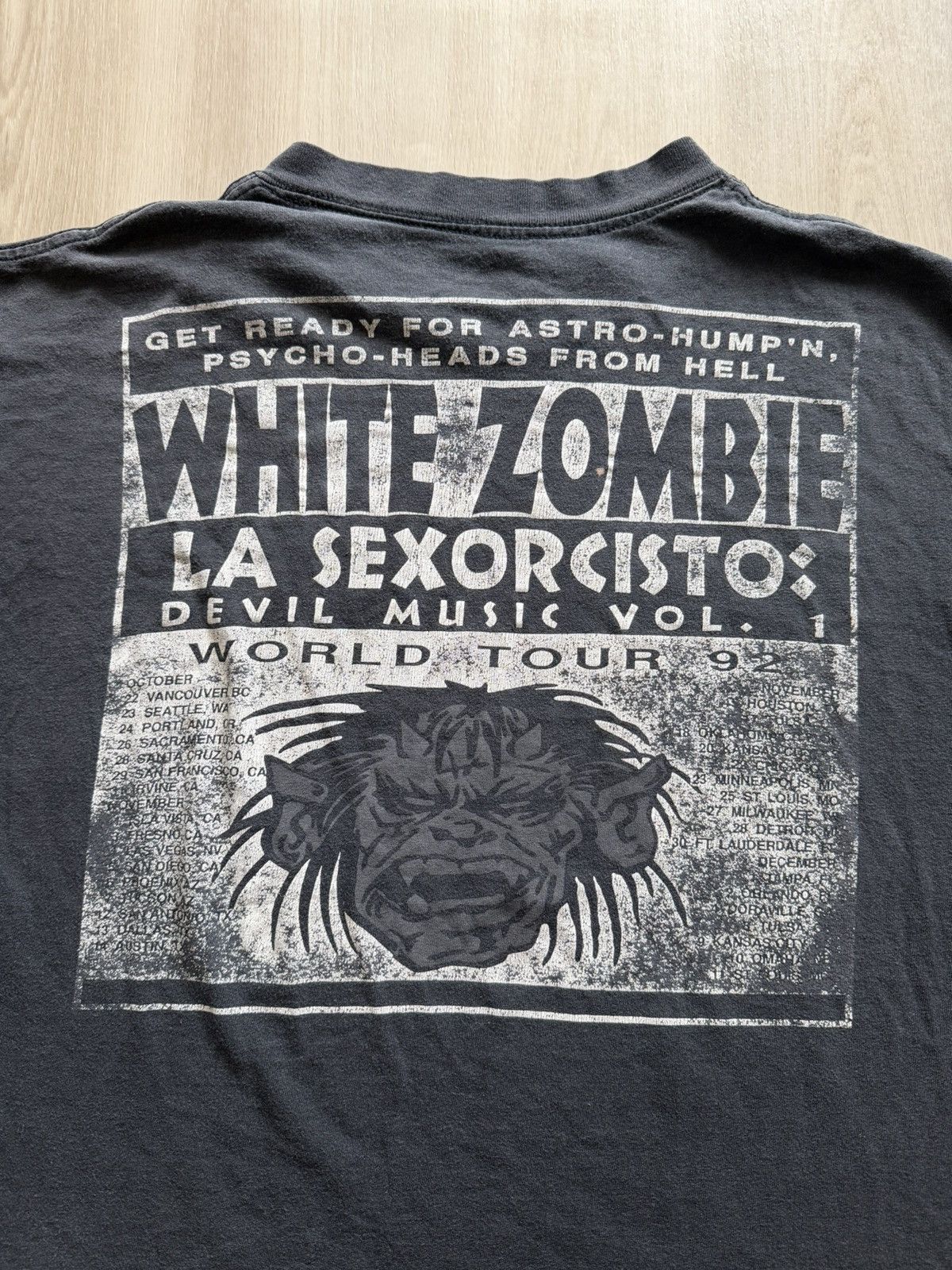 Vintage Vintage White Zombie 1993 La Sexorcisto Shirt Mens XL Tour Size US XL / EU 56 / 4 - 8 Thumbnail