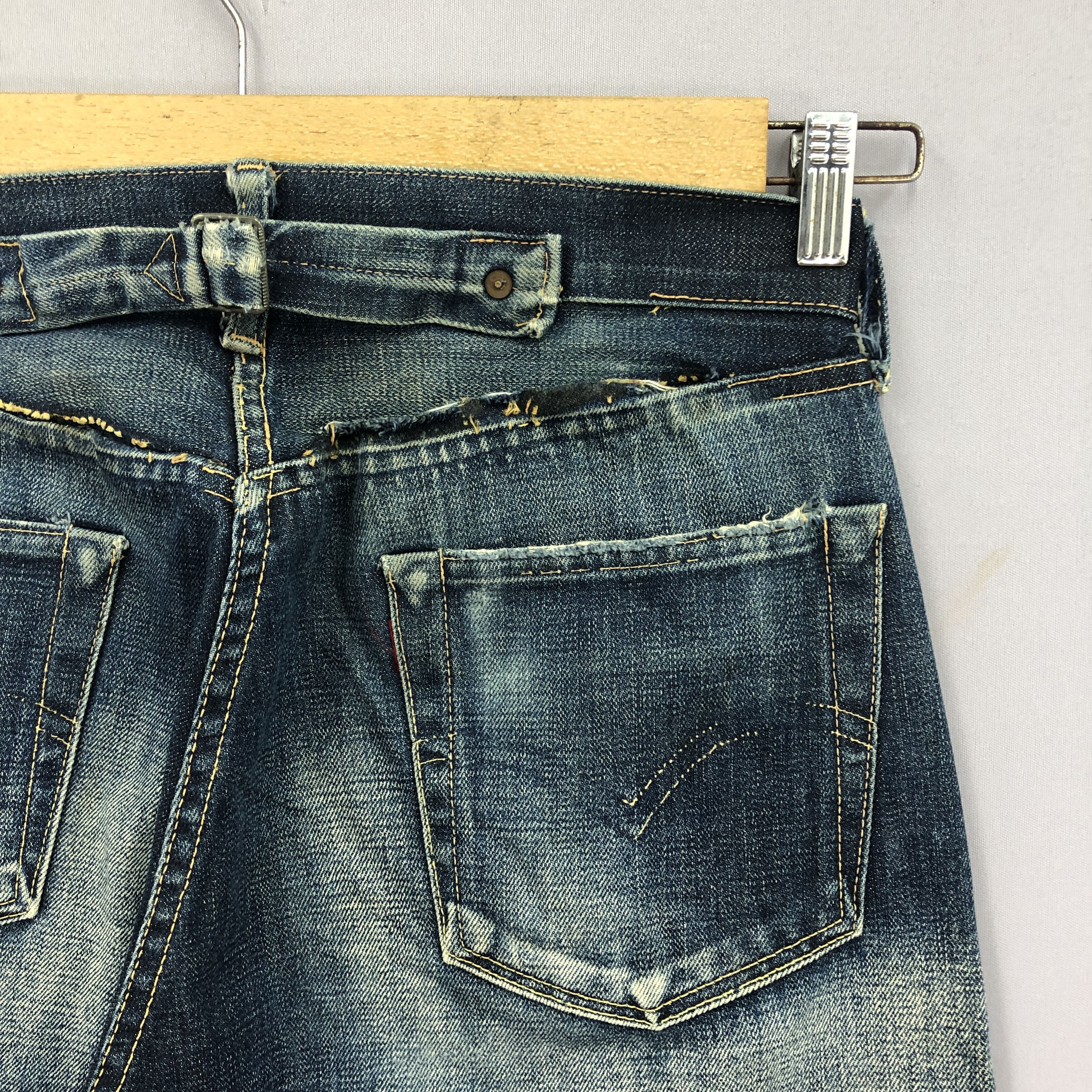 Levi's Vintage Levis 501 Selvedge Jeans Levi's Buckle Back Denim Size US 30 / EU 46 - 5 Thumbnail