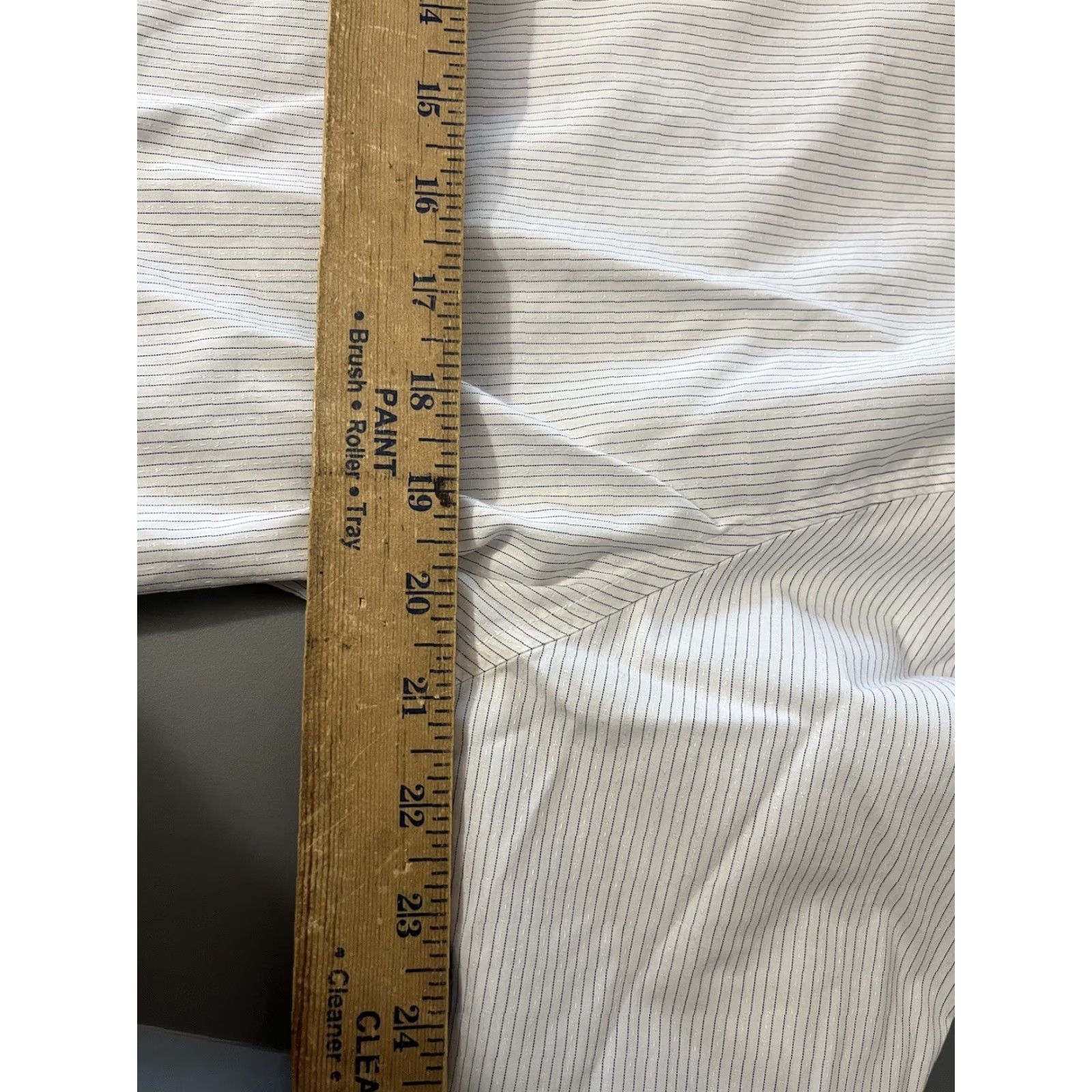Calvin Klein Calvin Klein Dress Shirt Men 16.5 White Striped Slim Fit Non-Iron Size US L / EU 52-54 / 3 - 6 Thumbnail