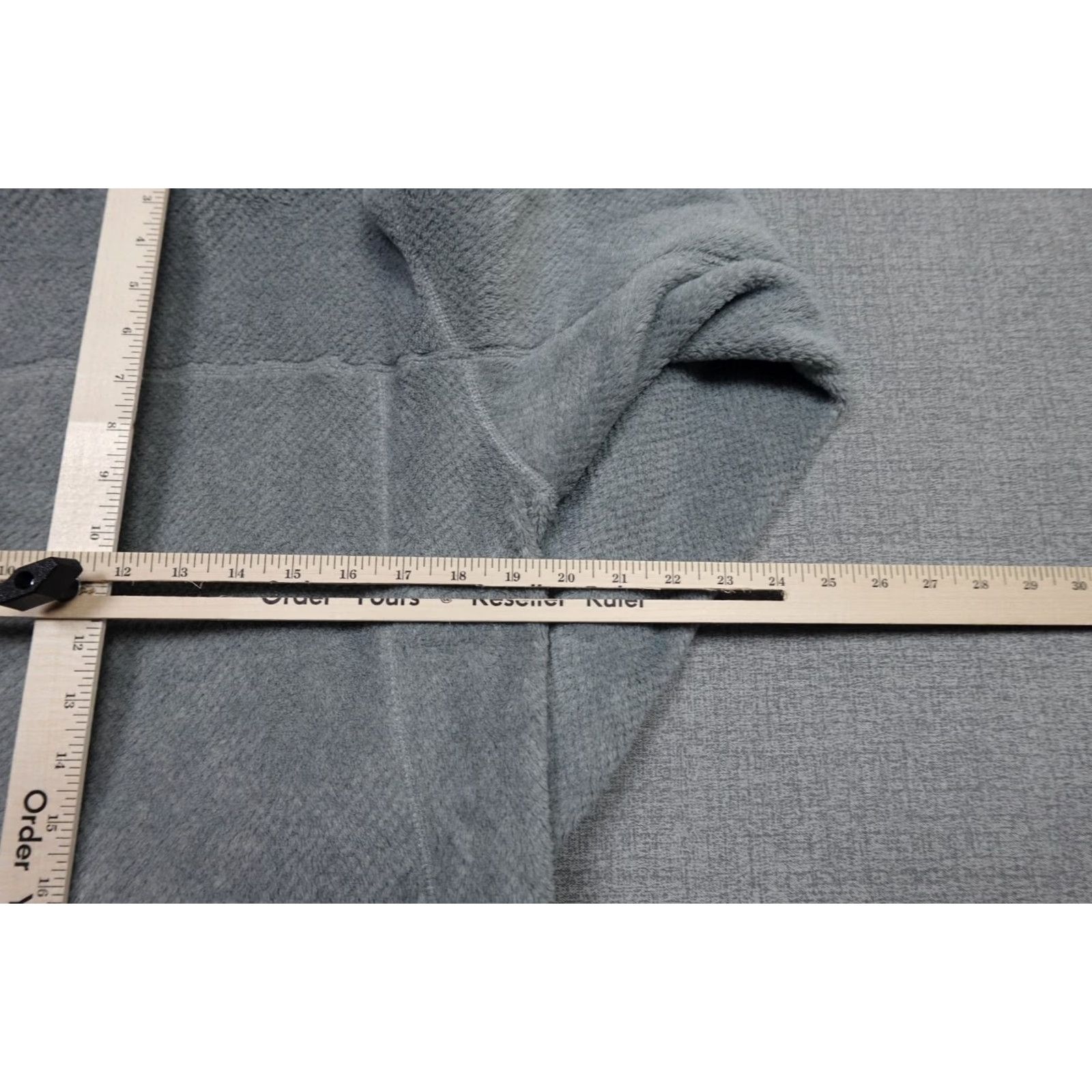 Patagonia Patagonia Sweatshirt Sweater Women L Gray Fleece Dolman Logo Outdoor Pullover All Seasons Fall Winter Size L / US 10 / IT 46 - 7 Thumbnail