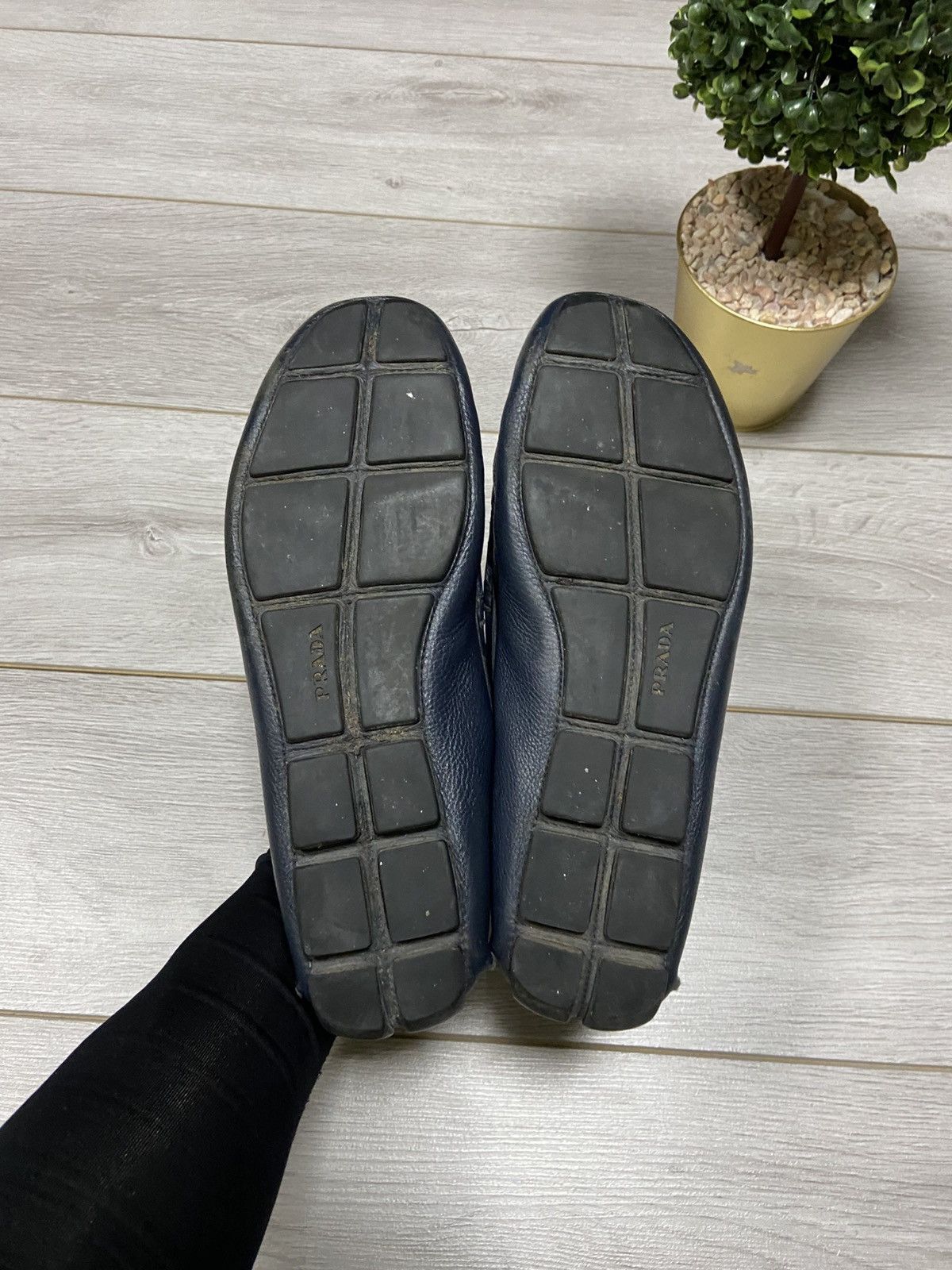 Prada Prada Milano RARE leather vintage sneakers shoes logo Size US 10.5 / EU 43-44 - 7 Thumbnail
