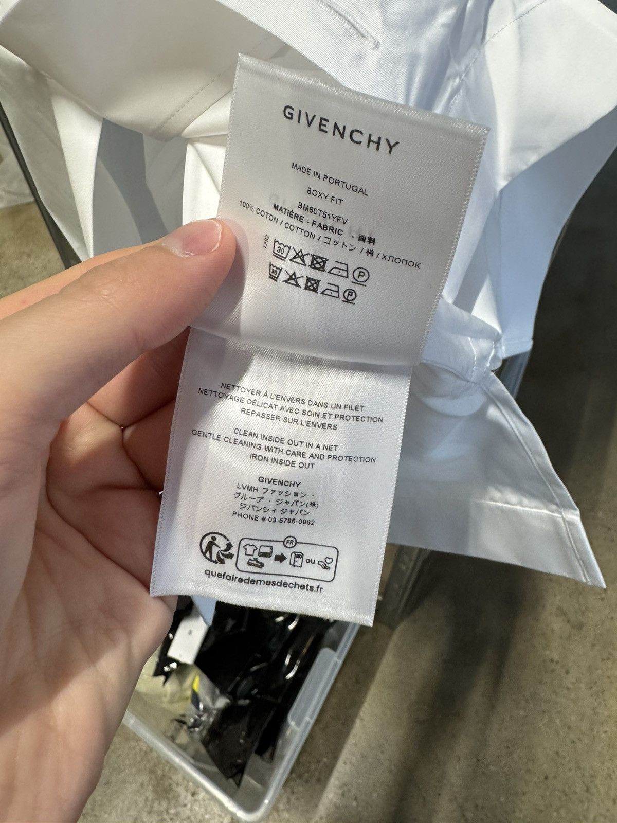 Givenchy Givenchy Logo Embroidery Bowling Shirt NEW 1050$ Size US L / EU 52-54 / 3 - 5 Thumbnail