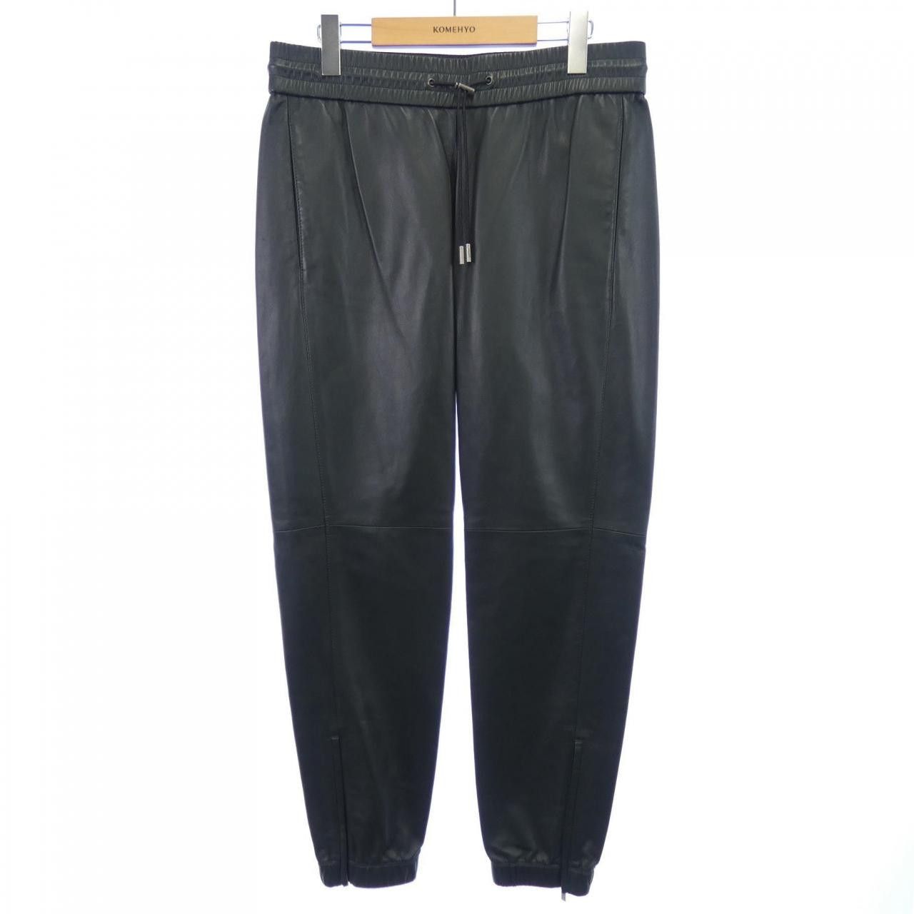 Yves Saint Laurent Yves Saint Laurent Saint Laurent Leather Pants Leather Pants 664566 YCEP2 DUTY FREE for USA Size ONE SIZE - 1 Thumbnail
