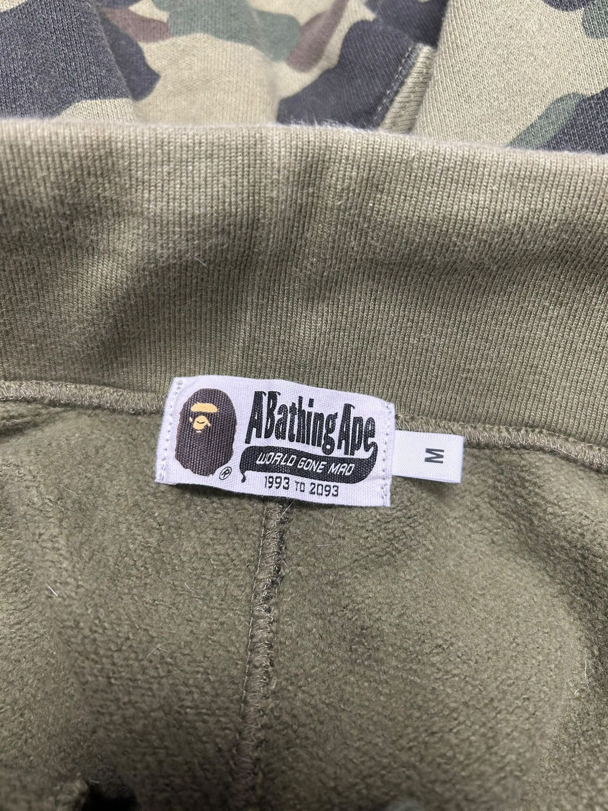 Bape Bape Camo Sweatpants - Size Medium Size US 30 / EU 46 - 5 Thumbnail