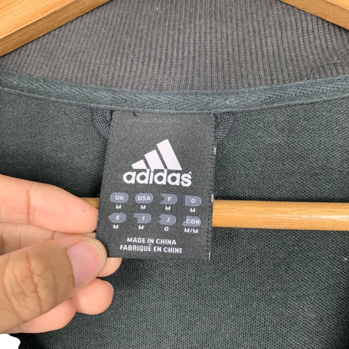Adidas ADIDAS Embroidery Small Logo Sweater Jacket #1760-C78 Size US M / EU 48-50 / 2 - 14 Thumbnail