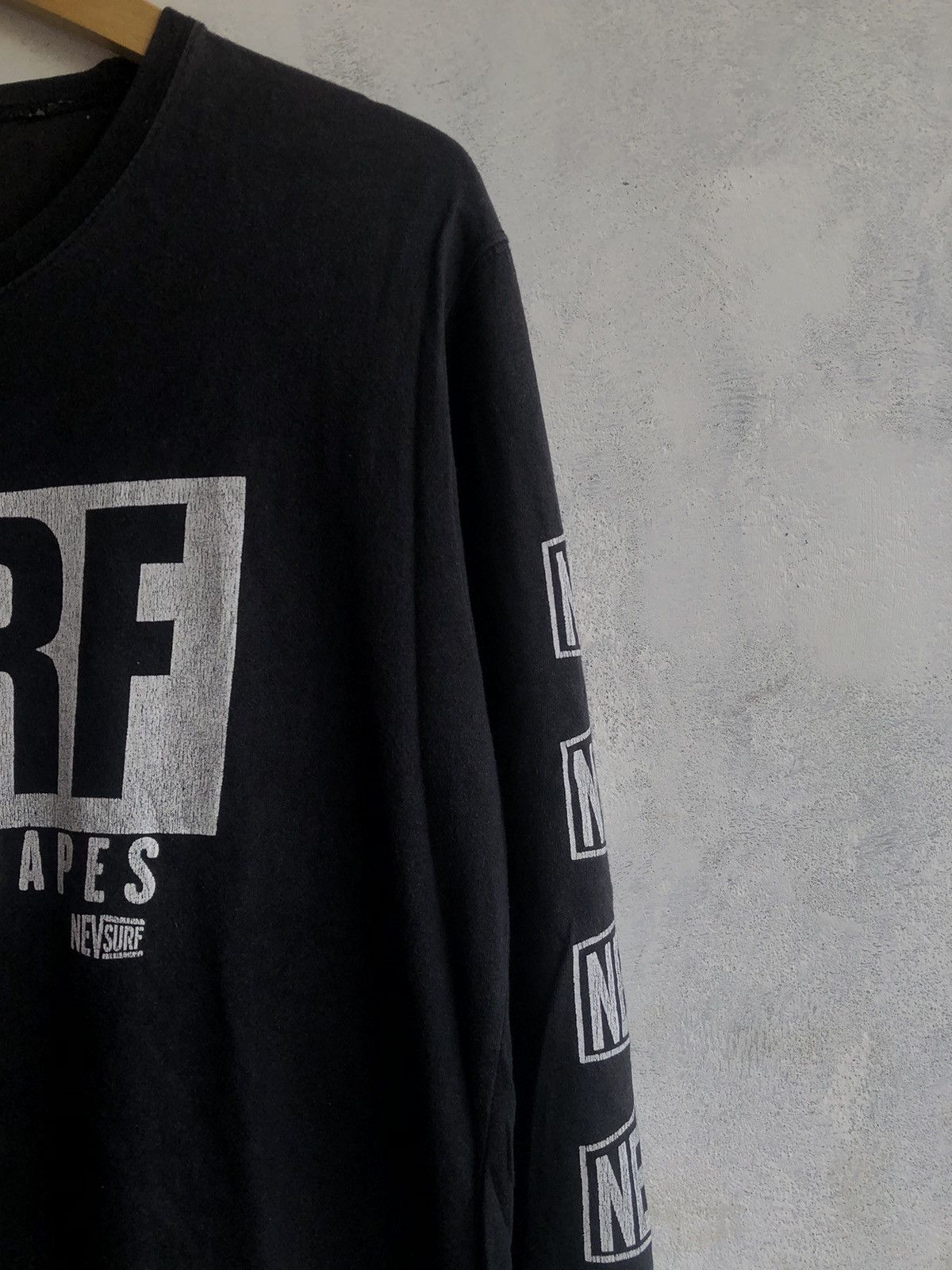 Hysteric Glamour Japan Surf Future Shapes LongSleeve Rock Punk Style Size US XL / EU 56 / 4 - 3 Thumbnail