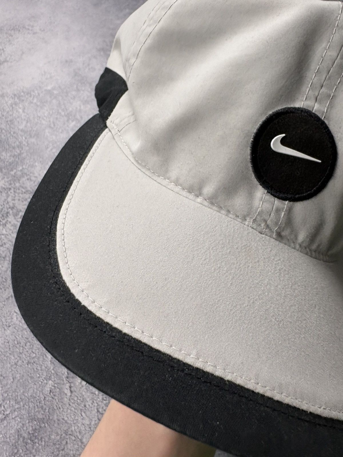 Nike NIKE Vintage 1990s Big Logo Streetwear Casual Hype Rare Size ONE SIZE - 4 Thumbnail