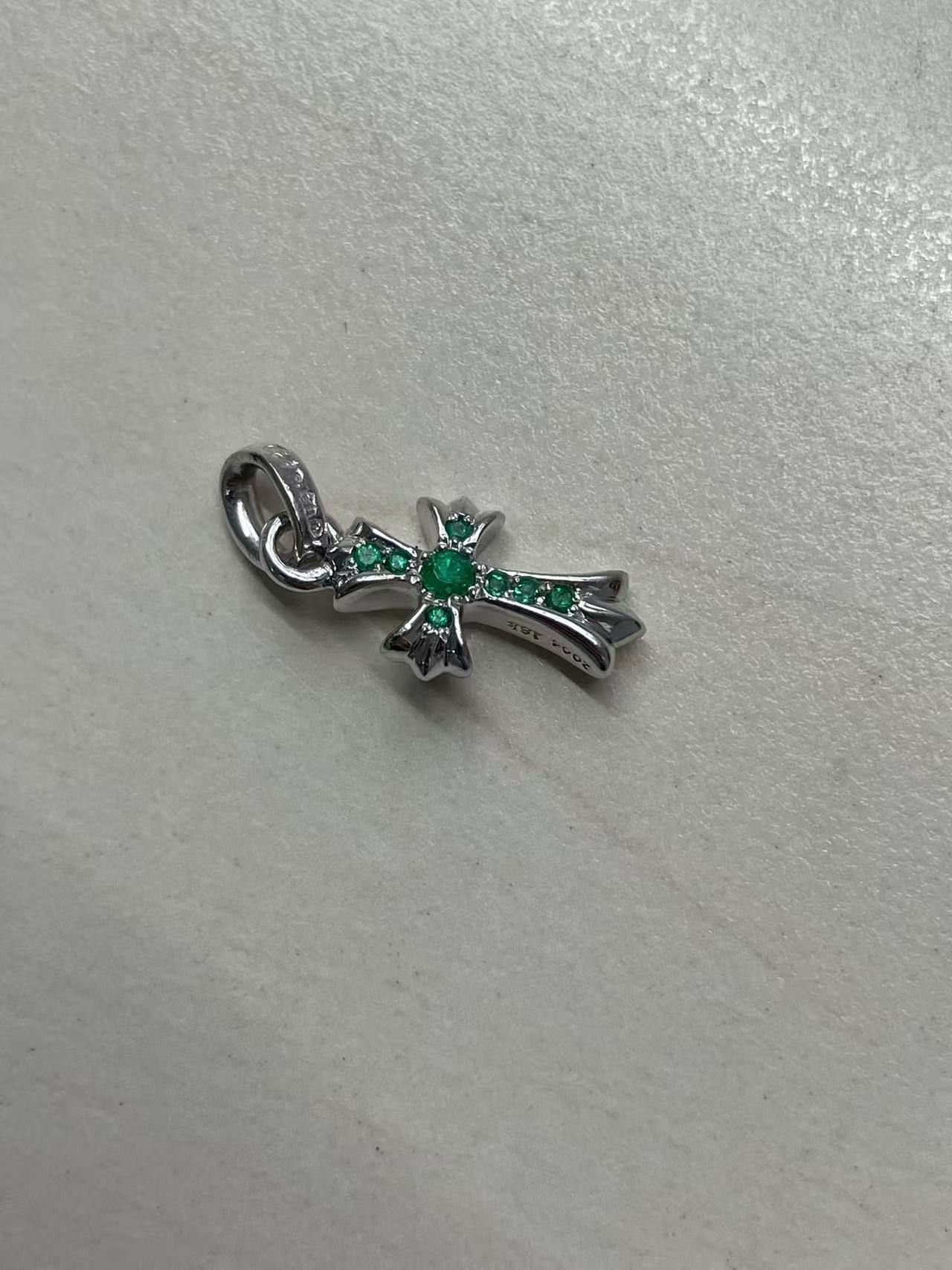 Chrome Hearts Chrome Hearts White Gold Emerald Babyfat Cross Charm Pendant Size ONE SIZE - 5 Thumbnail