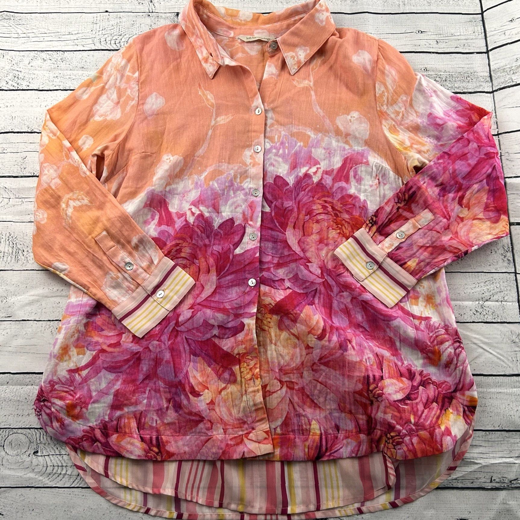 Soft Surroundings Soft Surroundings Orange Long Sleeve Sheer Back Floral Shirt Women's Large L Orange Sheer Floral Shirt Womens Large Size L / US 10 / IT 46 - 2 Thumbnail