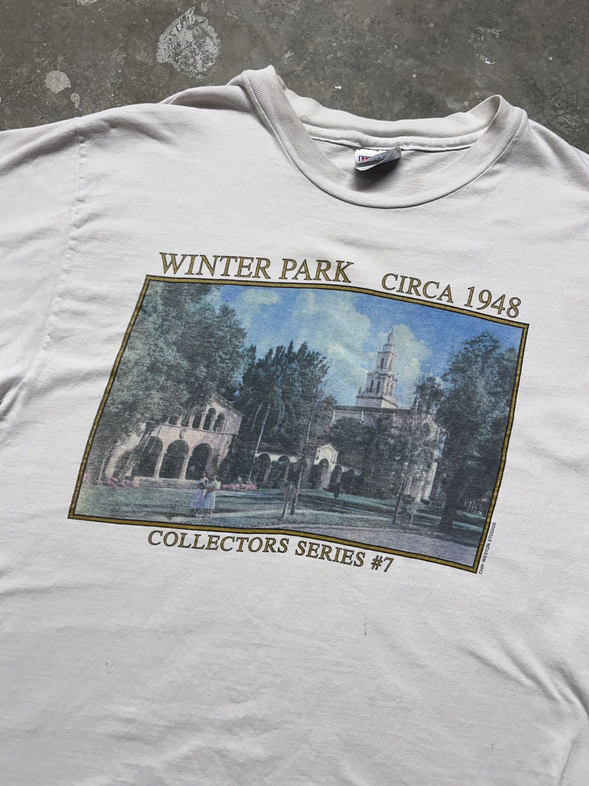 Hanes Vintage 90’s Winter Park Circa 1948 Portrait Art T-Shirt Size US L / EU 52-54 / 3 - 2 Thumbnail