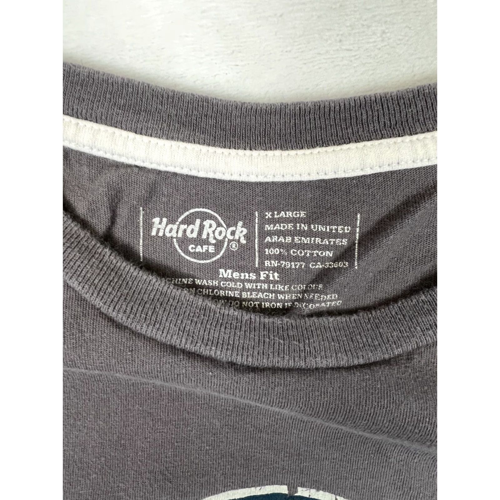 Hard Rock Cafe VINTAGE Hard Rock Cafe Budapest T-Shirt XL Gray Embroidered 90s Men Shirt Size US XL / EU 56 / 4 - 3 Thumbnail