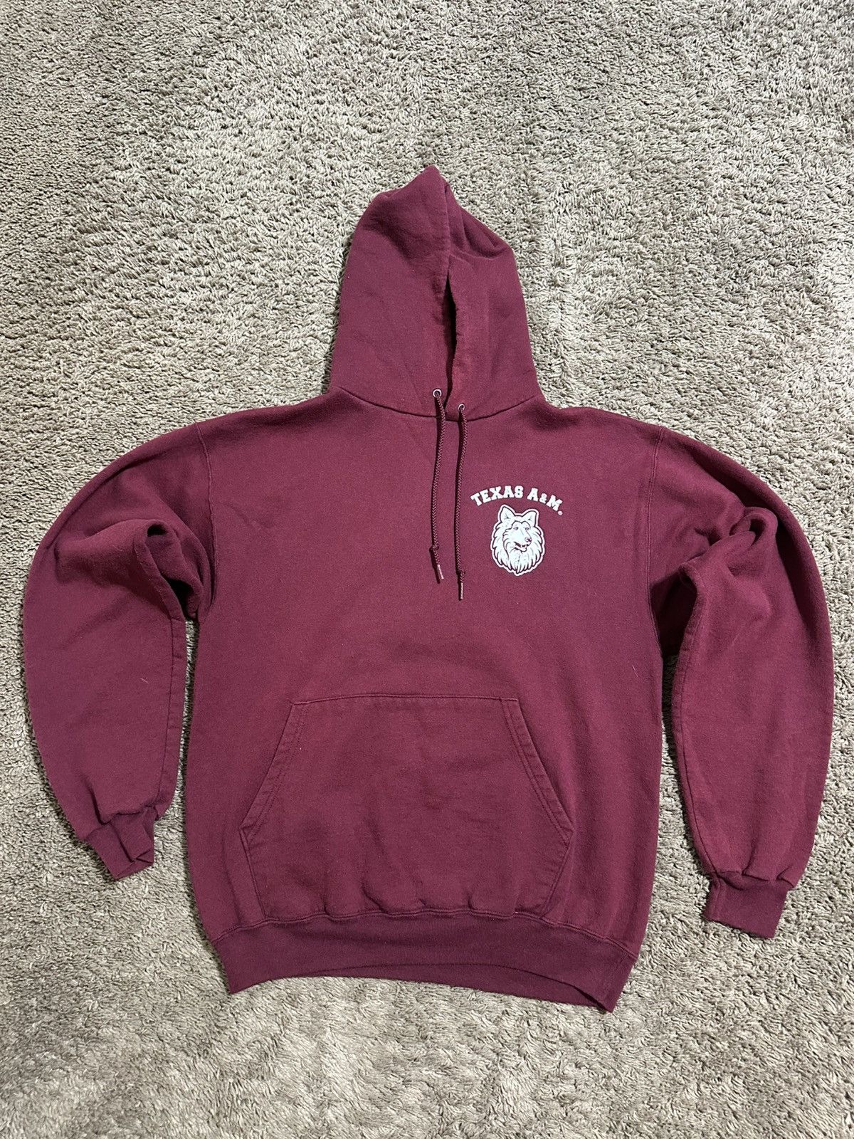 NCAA Vintage NCAA Texas A&M “volleyball” hoodie 00s size medium Size US M / EU 48-50 / 2 - 6 Thumbnail