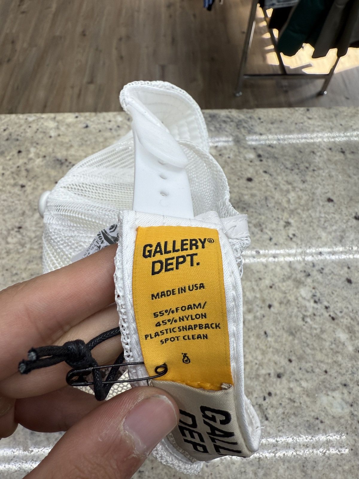 Gallery Dept. Gallery Dept White Trucker Hat Size ONE SIZE - 6 Thumbnail