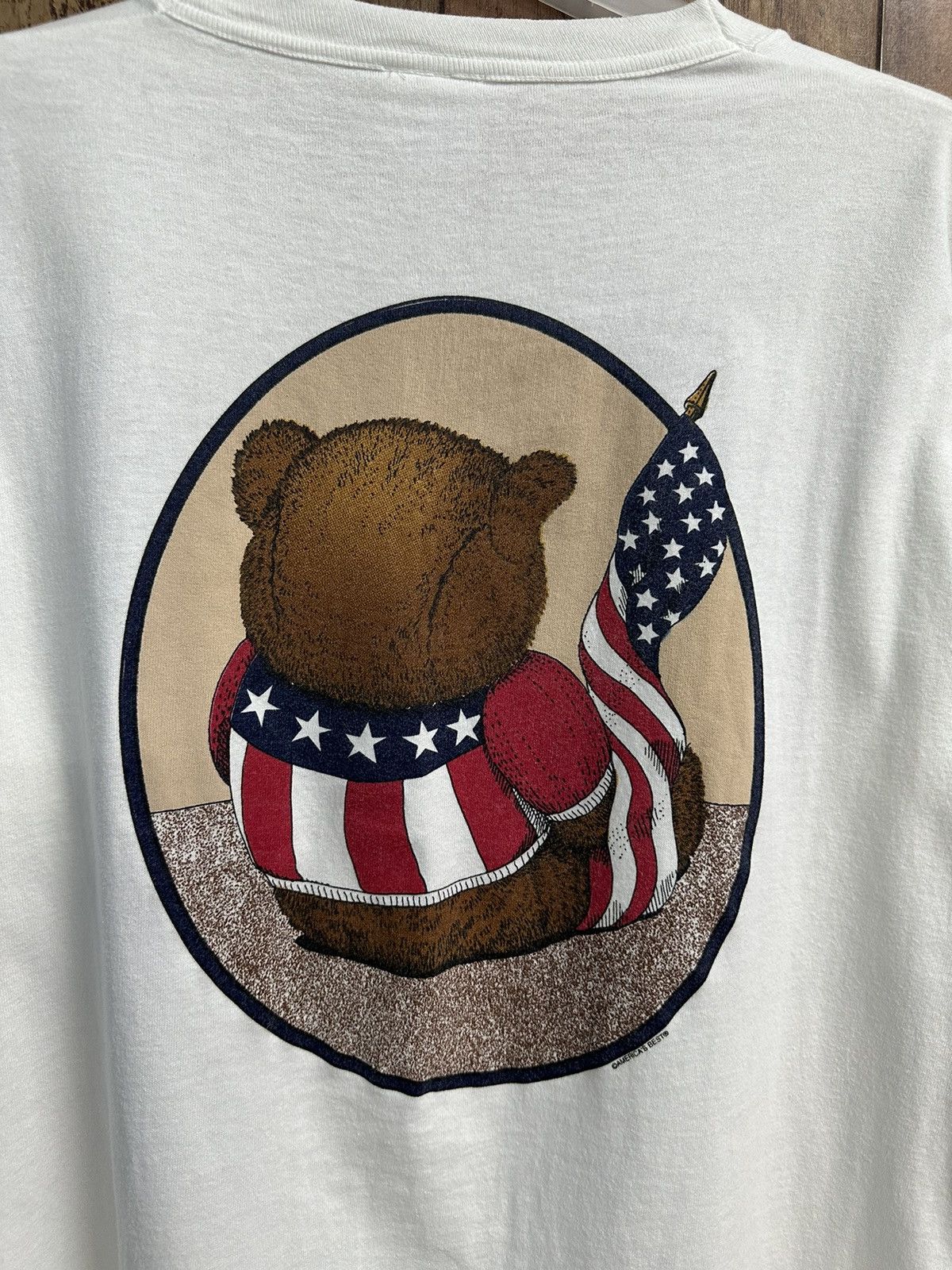 Vintage Vintage Bear America Best Flag Single Stitch Tshirt A475 Size US L / EU 52-54 / 3 - 5 Thumbnail