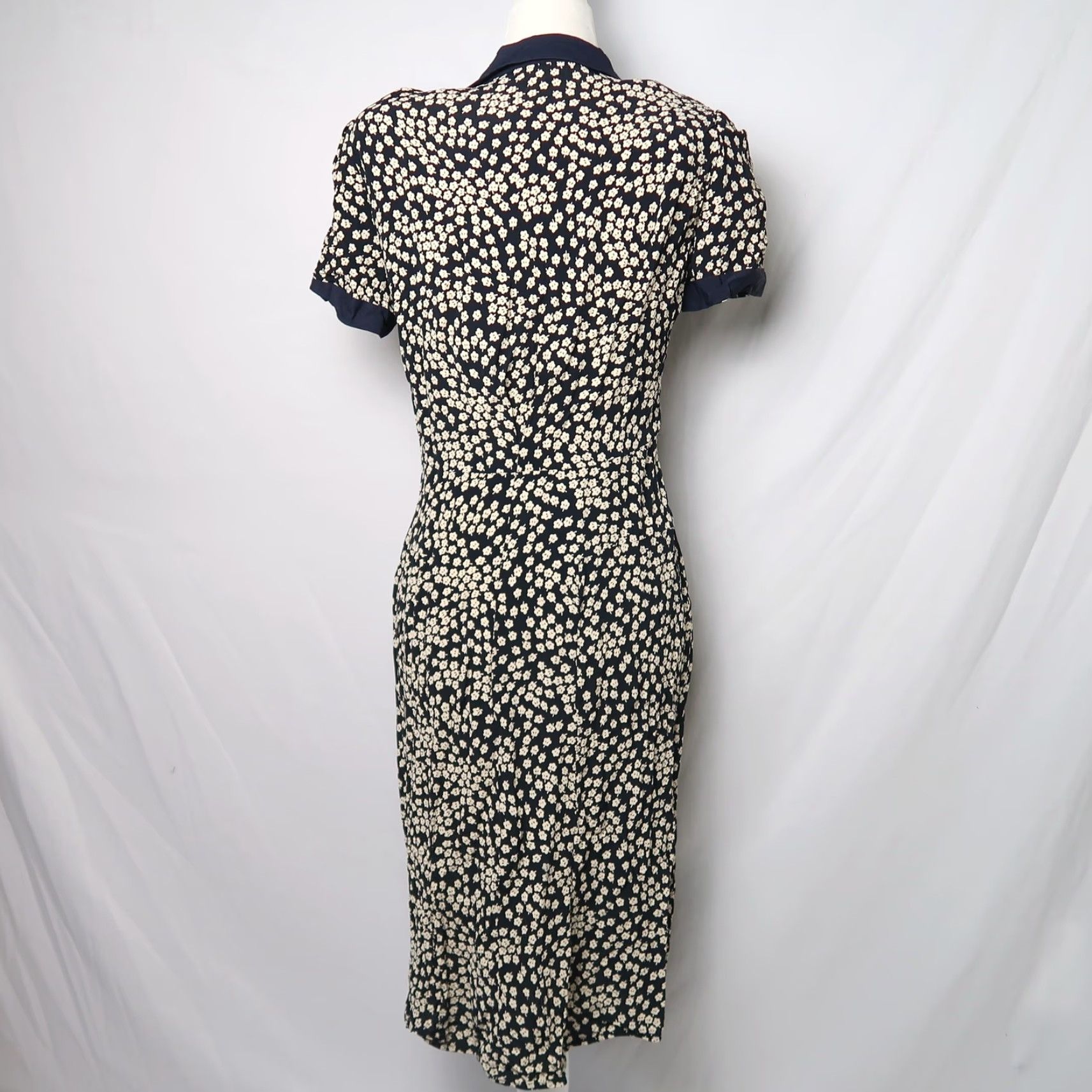 Vintage VINTAGE 90s shirt dress navy blue cream ditsy floral midi S Bohemian casual Size S / US 4 / IT 40 - 4 Thumbnail