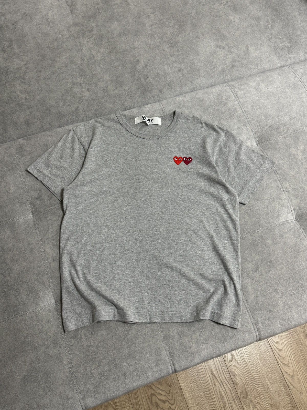 Comme des Garcons RARE Comme Des Garçons PLAY Double Heart Gray T-Shirt Size L Size US L / EU 52-54 / 3 - 1 Thumbnail