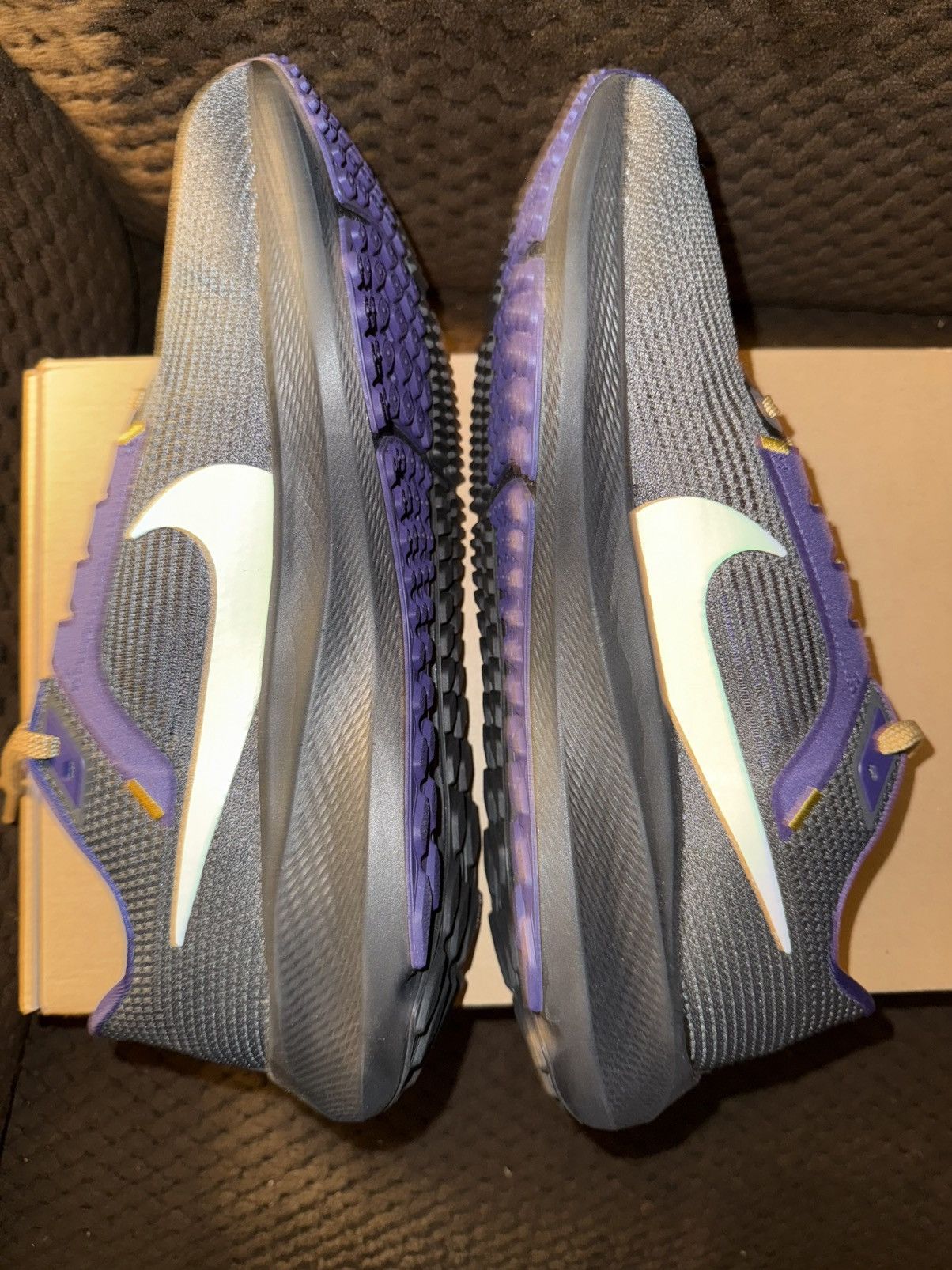 Nike Nike Air Zoom Pegasus 40 NFL “Baltimore Ravens” New in Box! Size US 9.5 / EU 42-43 - 14 Thumbnail