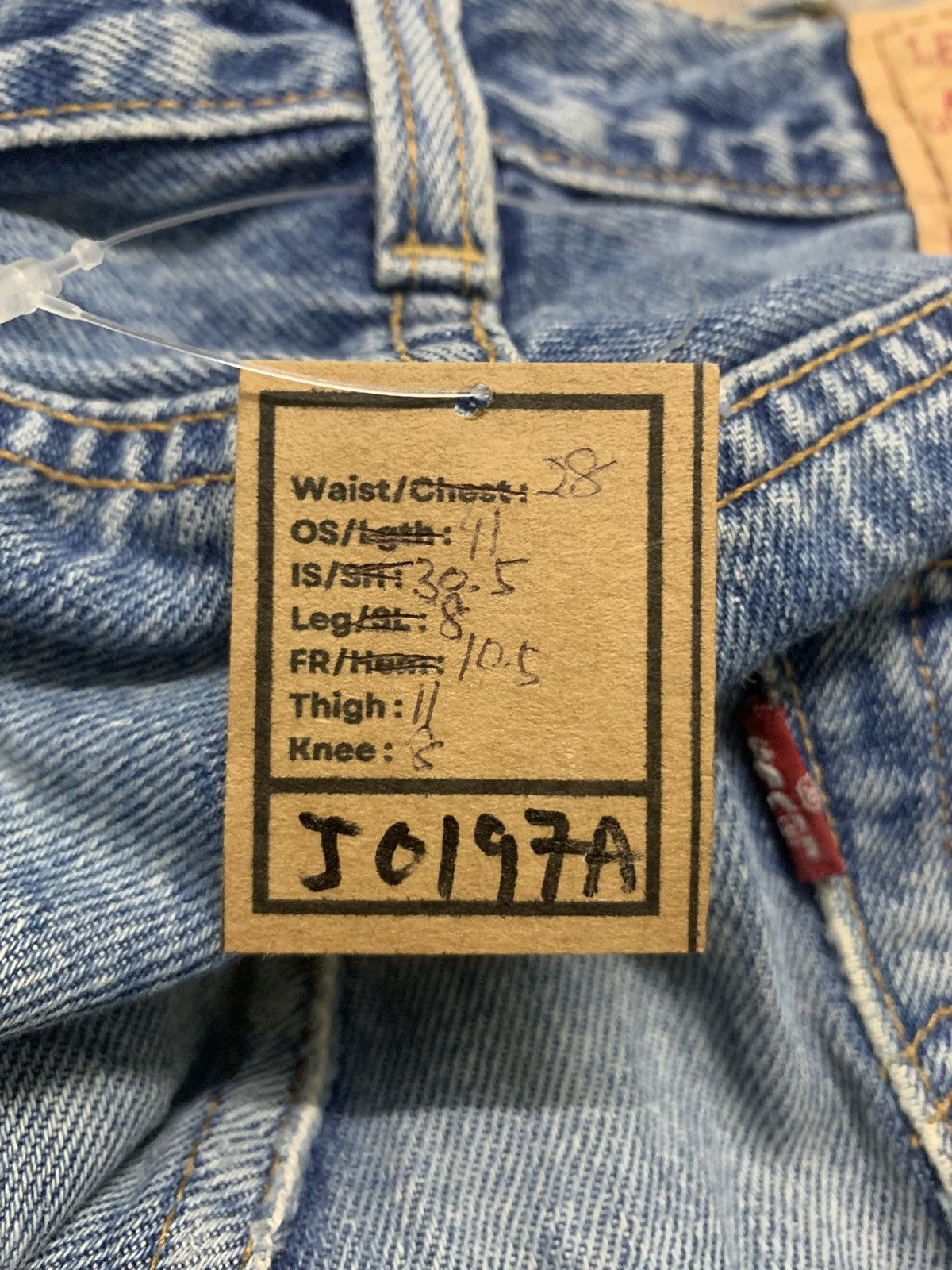 Levi's Vintage Y2K Levis 501 Repaired Denim Jeans W28 Size US 28 / EU 44 - 14 Thumbnail
