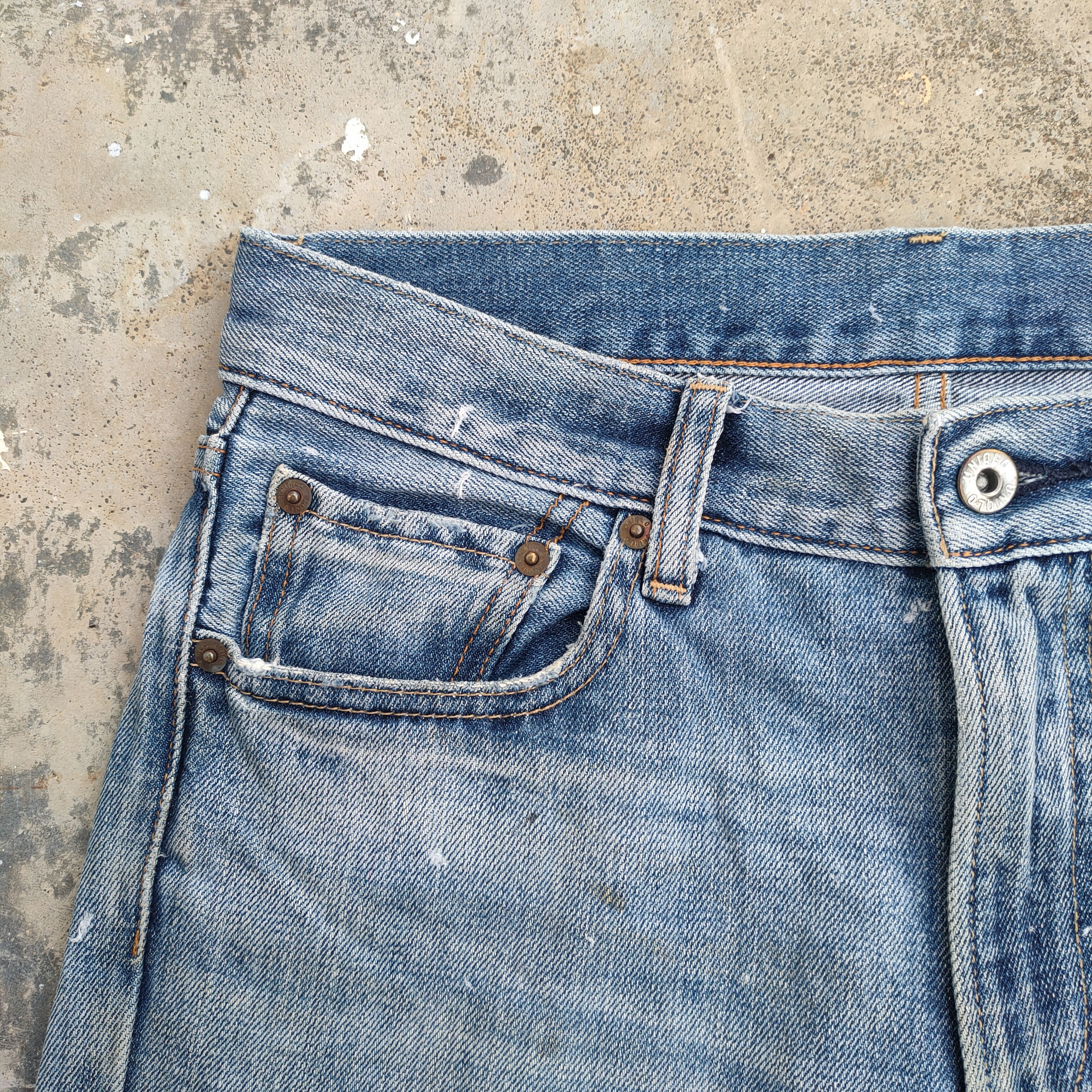 VINTAGE JAPANESE FADED DISTRESSED JEANS DENIM PANTS
