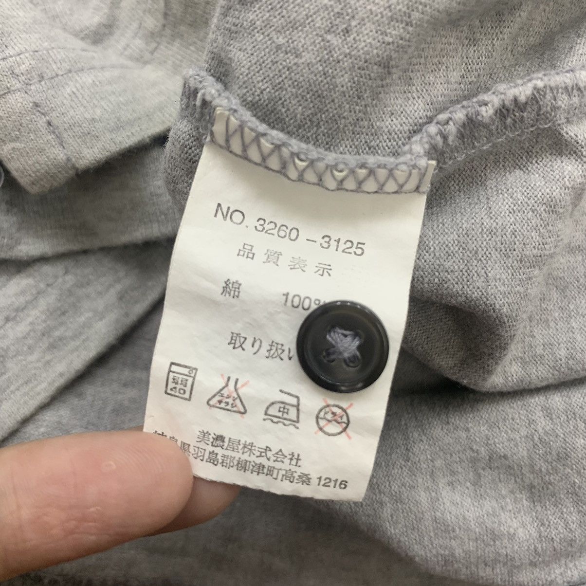 Airwalk × Vintage Vintage AIRWALK T-Shirt Collared Skateboarding Style Size US XXL / EU 58 / 5 - 5 Thumbnail