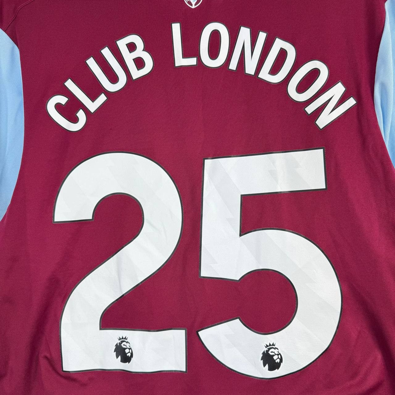 Umbro West Ham United 2020/21 Home Jersey Umbro #25 Size L Size US L / EU 52-54 / 3 - 10 Thumbnail