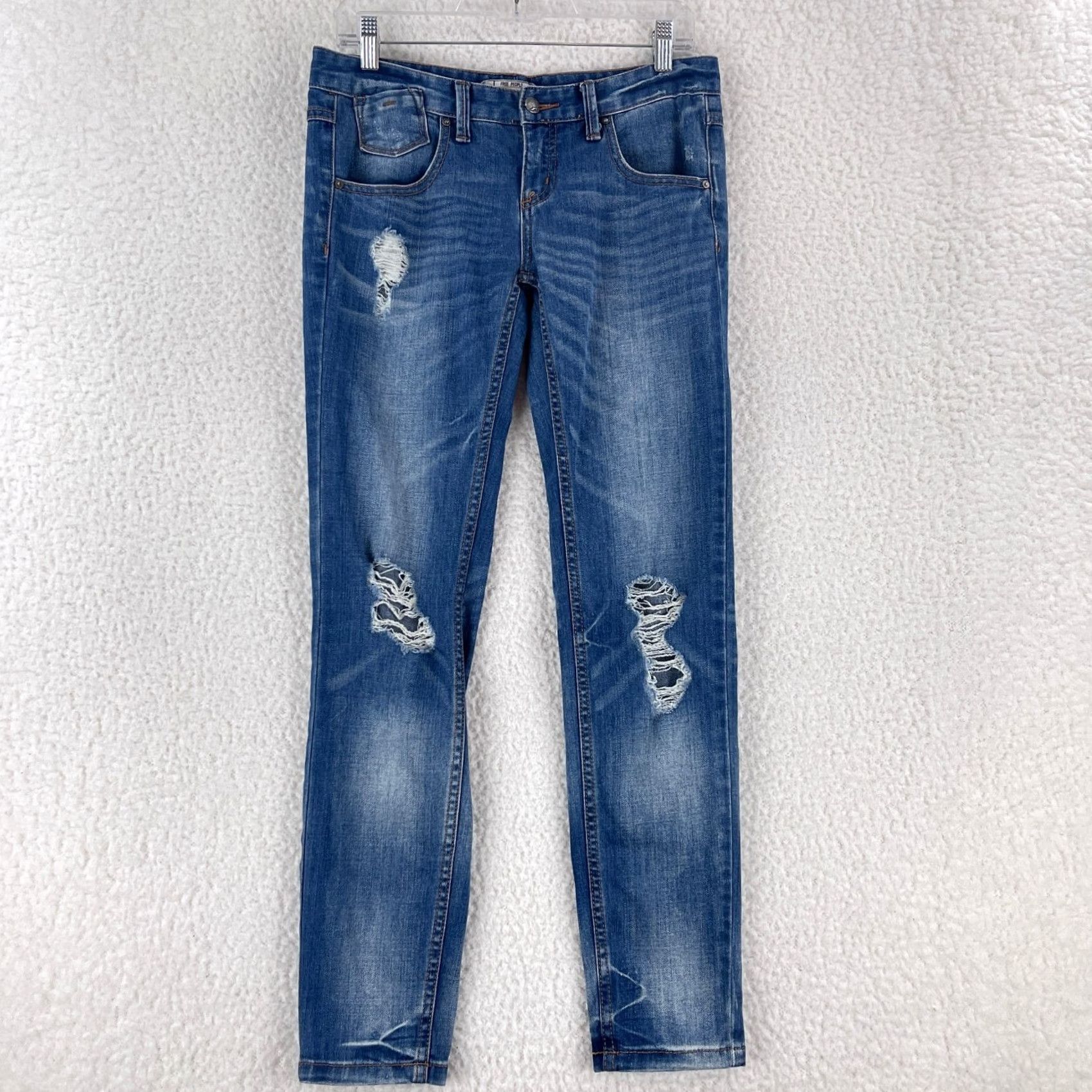 Free People Free People Jeans Womens 26 Blue Denim Low Rise Skinny Distressed Casual Jeans Size 26" / US 2 / IT 38 - 2 Thumbnail