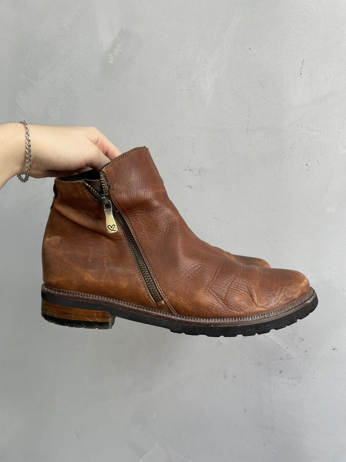 A.S.98 A.S. 98 style zipper ankle moto distressed boots Size US 9 / EU 42 - 1 Thumbnail