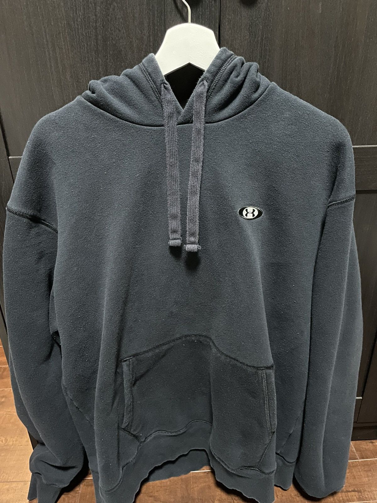 Under Armour × Vintage Y2K Under Armour Embroidered Mini Logo Hoodie Size US XL / EU 56 / 4 - 1 Thumbnail