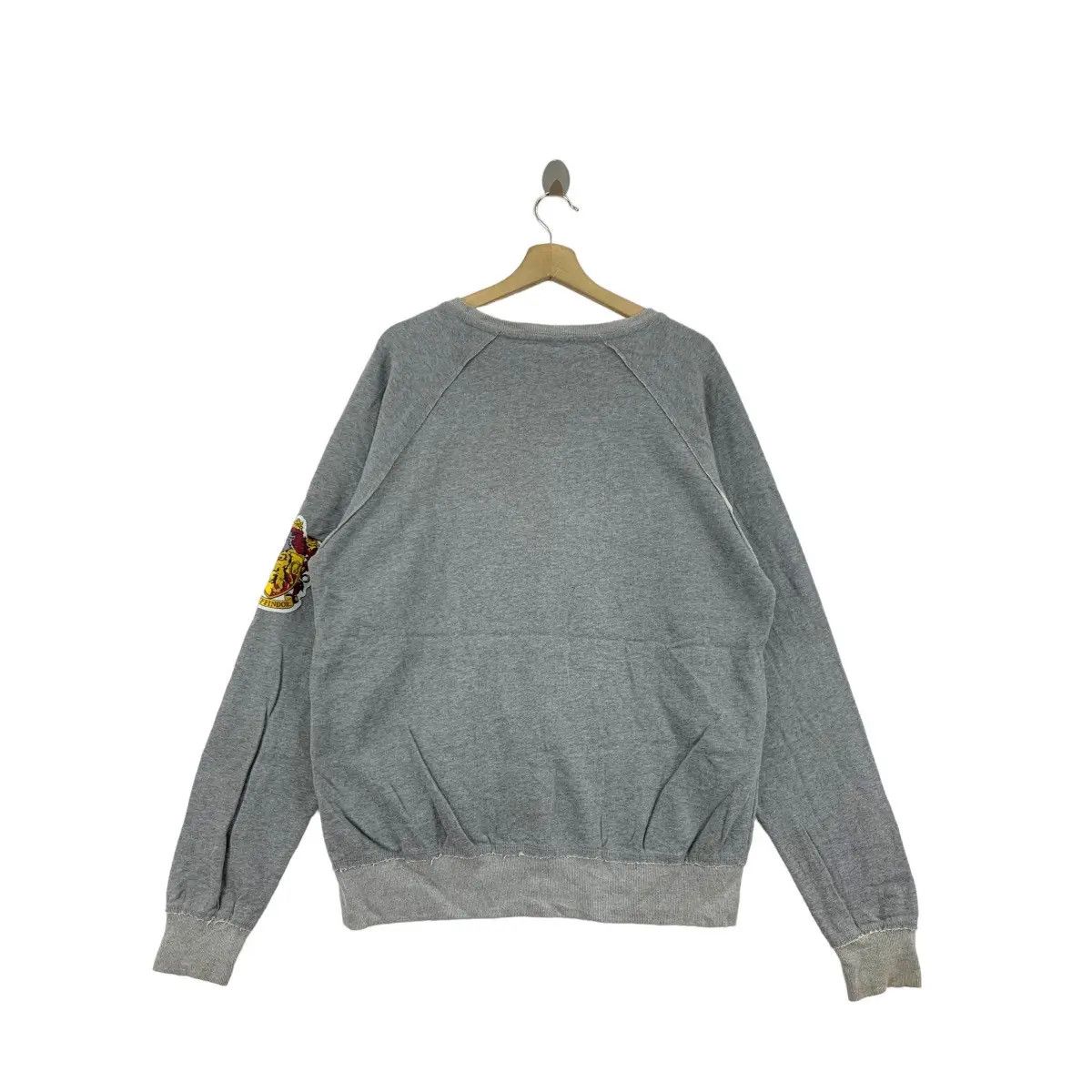Vintage Vintage HARRY POTTER GRYFFINDOR Crest Sweatshirt Size L / US 10 / IT 46 - 6 Thumbnail
