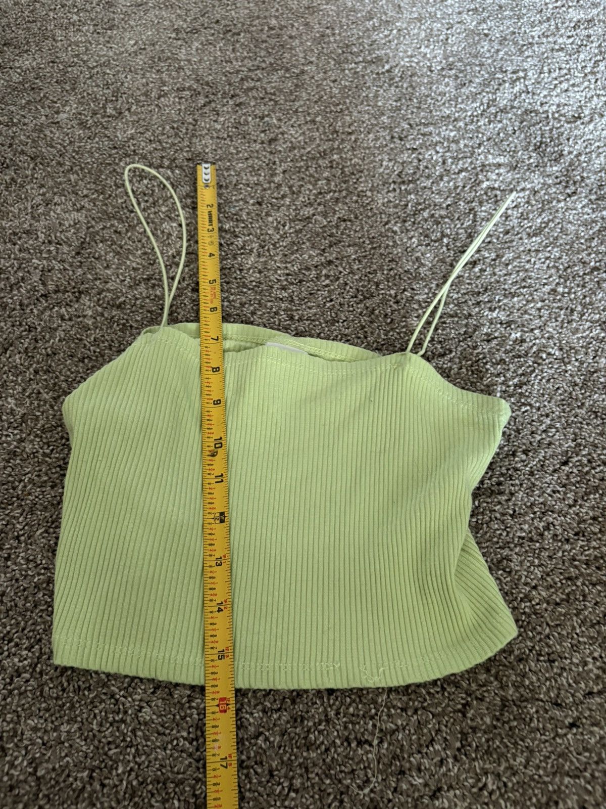 H&M (H&M) Green Tank Top: Size Medium Size M / US 6-8 / IT 42-44 - 5 Thumbnail