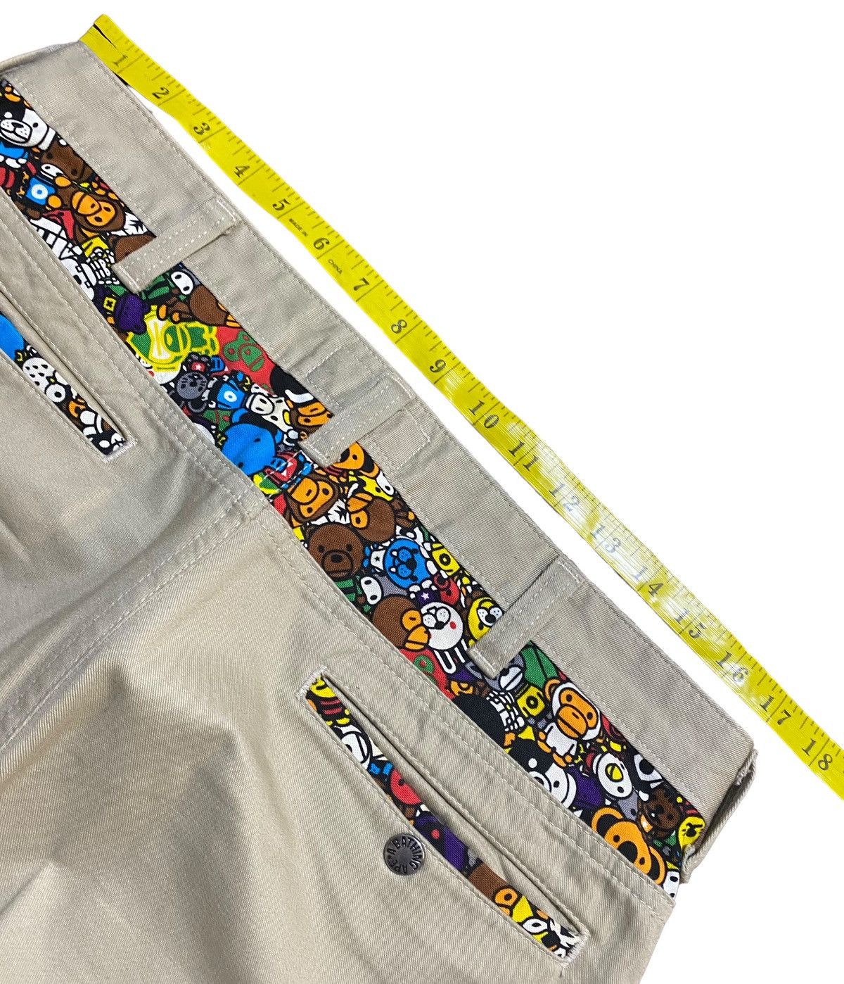 Bape BAPE Milo short pants beige Size US 34 / EU 50 - 7 Thumbnail