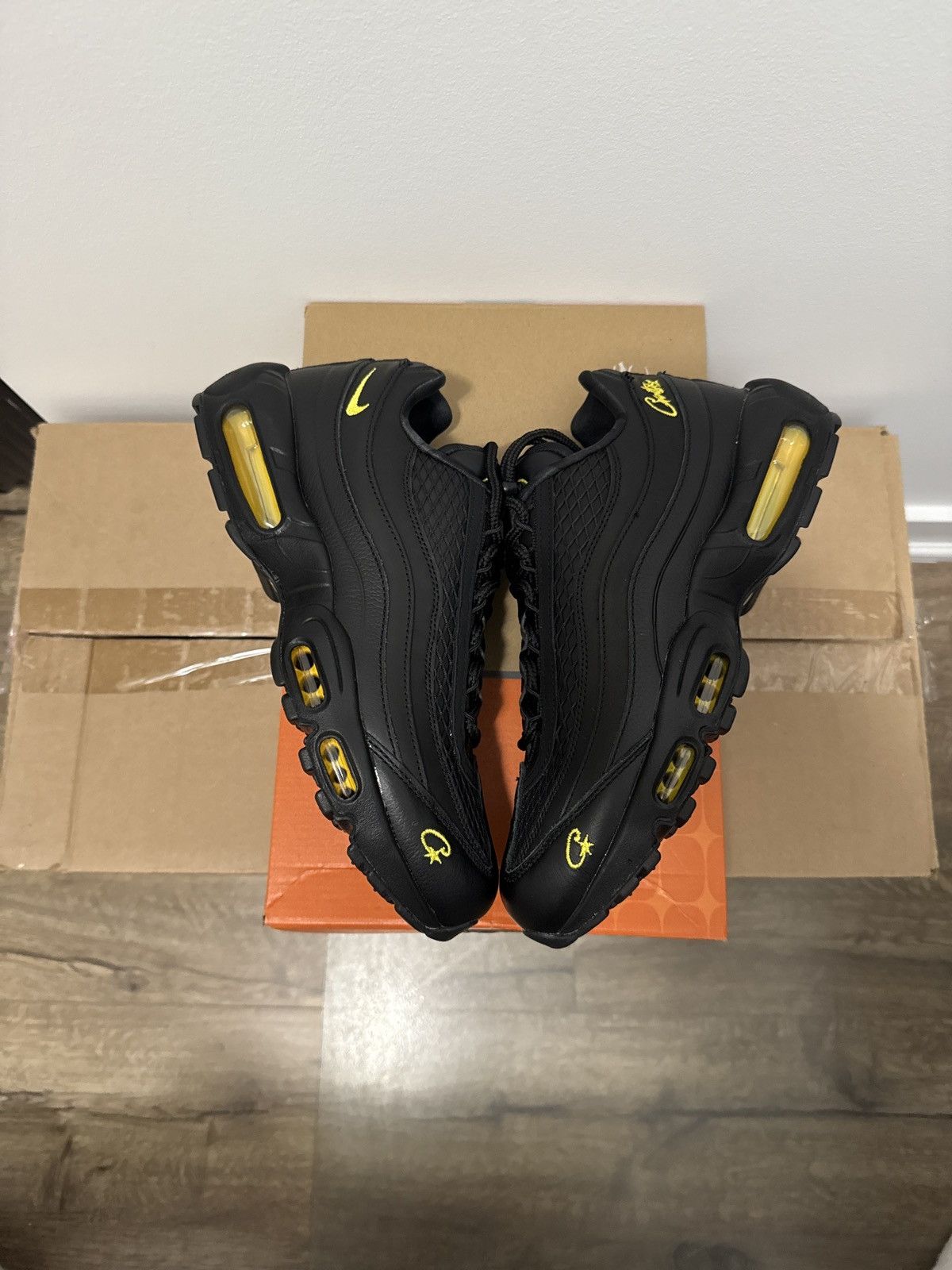 Nike Nike x Corteiz Air Max 95 Honey Black Size US 10 / EU 43 - 2 Thumbnail