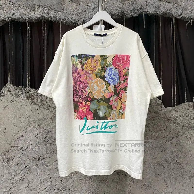 Louis Vuitton Louis Vuitton Men's Summer Floral T-Shirt . Size US L / EU 52-54 / 3 - 1 Thumbnail
