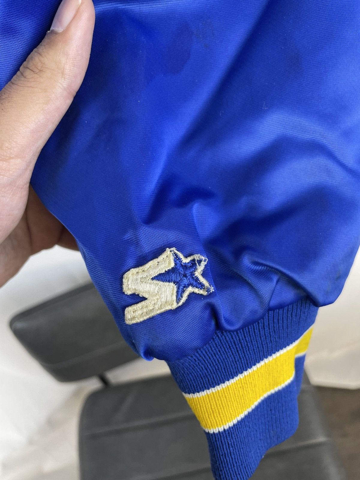 Starter Vintage LA Rams Starter Size US L / EU 52-54 / 3 - 5 Thumbnail