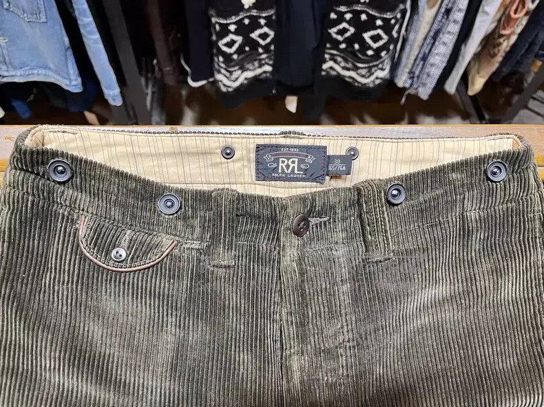 RRL Ralph Lauren RRL Ralph Lauren Vintage heavyweight corduroy casual pants Size US 32 / EU 48 - 3 Thumbnail